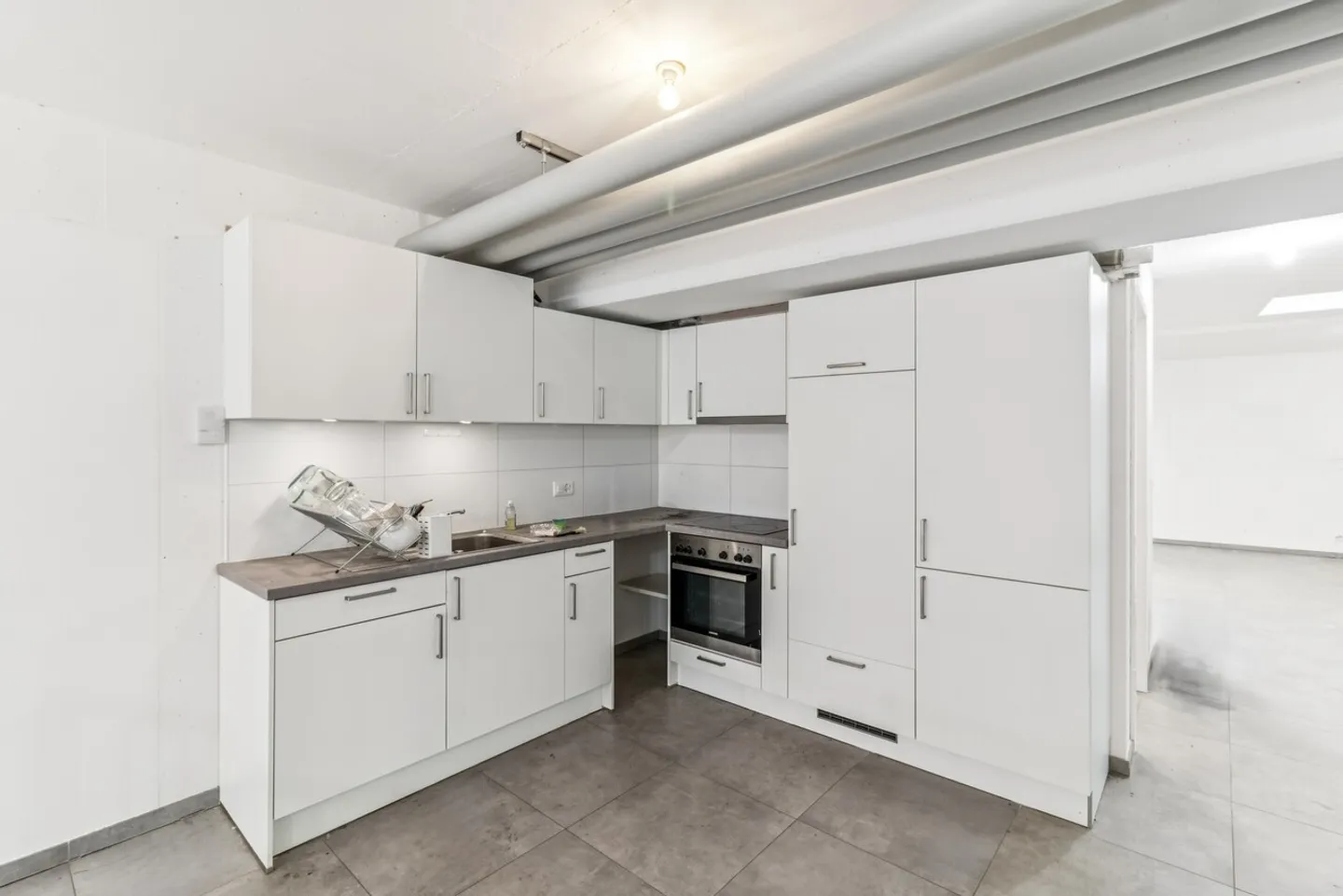 Spazio commerciale in affitto - Foto 4 di 6