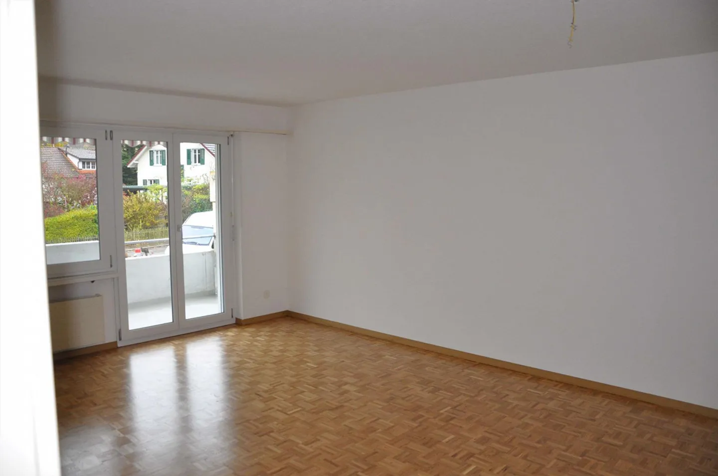Helle 3.5-Zimmer Wohnung mit Balkon - Foto 2 von 16