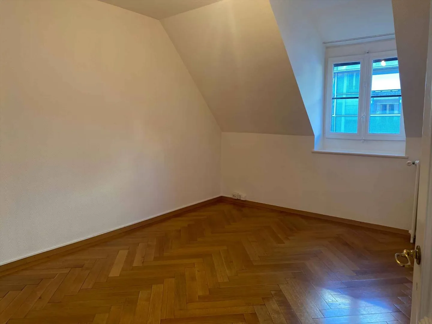 Appartement 4 pièces - Photo 3 sur 6