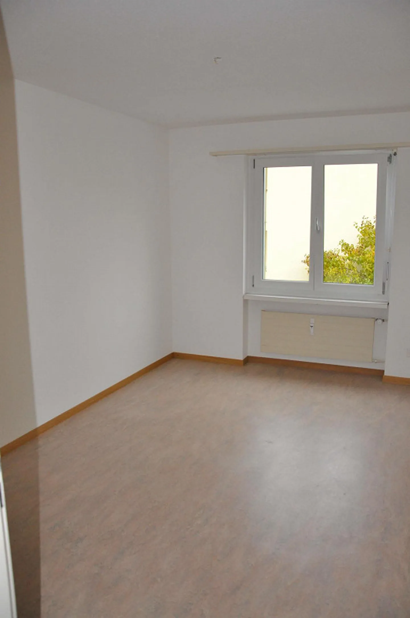 Helle 3.5-Zimmer Wohnung mit Balkon - Foto 9 von 16