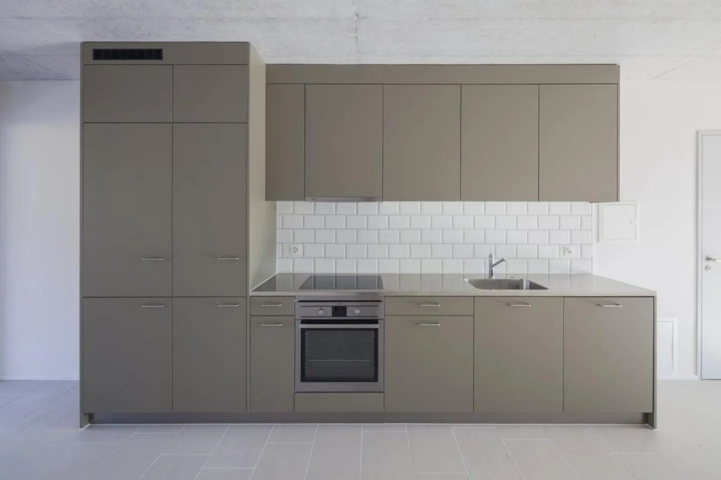 Comfortable Apartment Near Nature - Photo 3 of 6