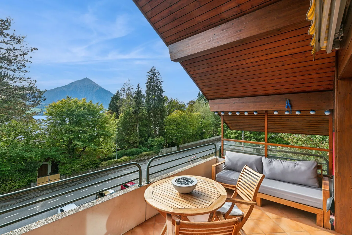 Appartamento di 4,5 stanze in posizione privilegiata con vista sul lago di Thun - Foto 7 di 13