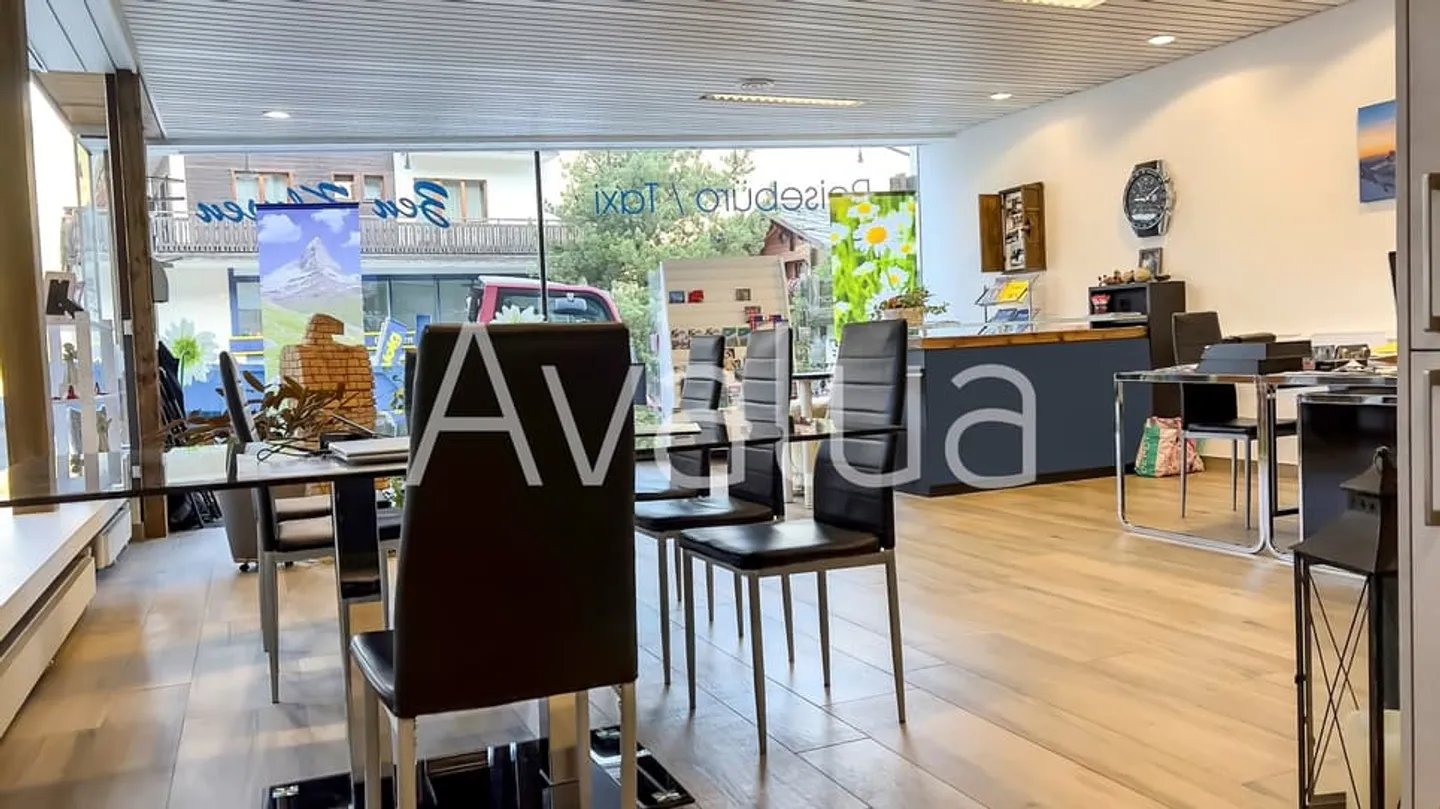 Spazio commerciale nella migliore posizione a Grächen - Foto 2 di 7