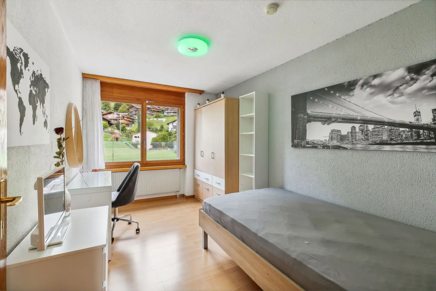 Appartamento di 4,5 stanze in posizione privilegiata con vista sul lago di Thun - Foto 11 di 13