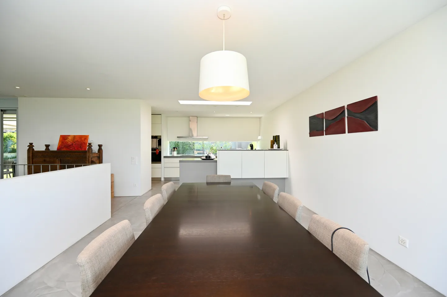 Modern Villa with Lake View - Photo 12 of 29