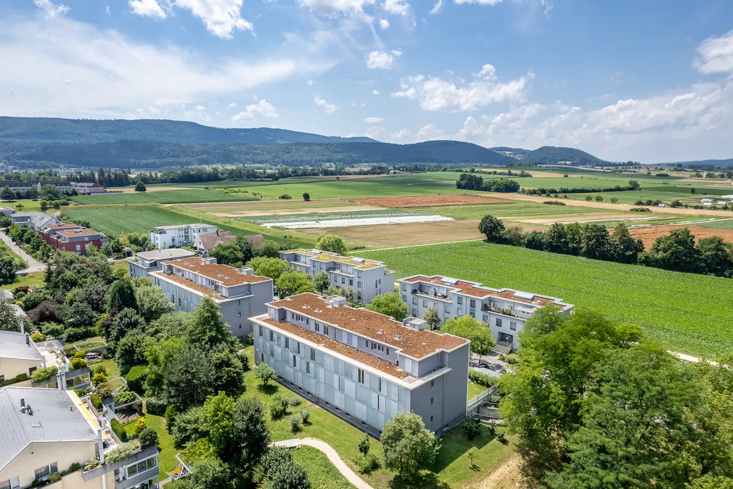 Modernes Apartment mit Balkon - Foto 1 von 6