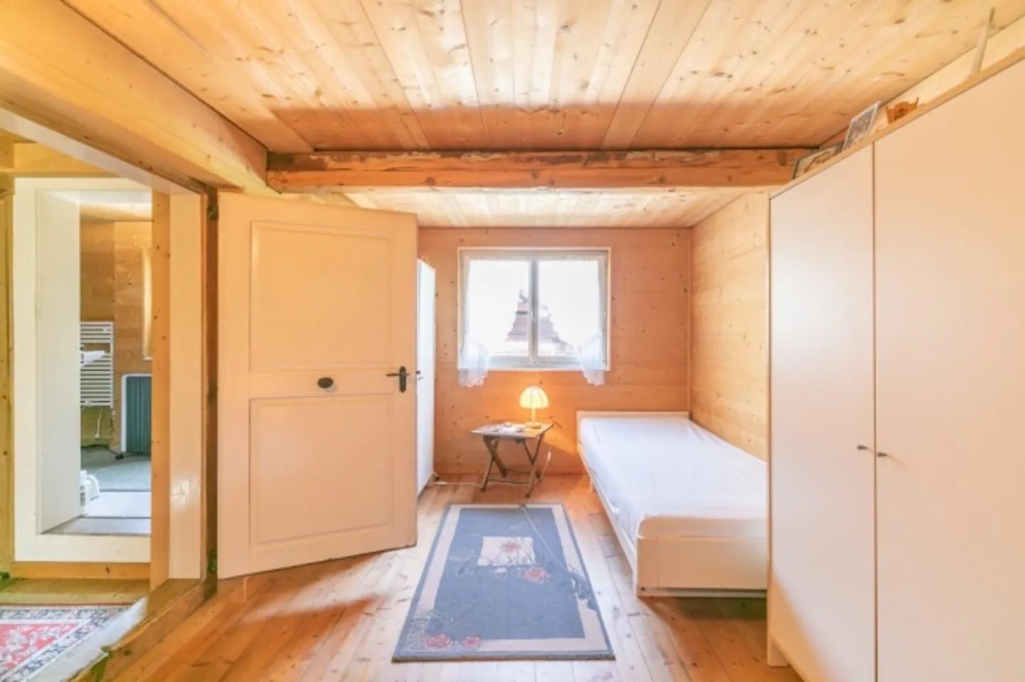 Casa indipendente di 4,5 stanze nel cuore di Linthal - Foto 7 di 13