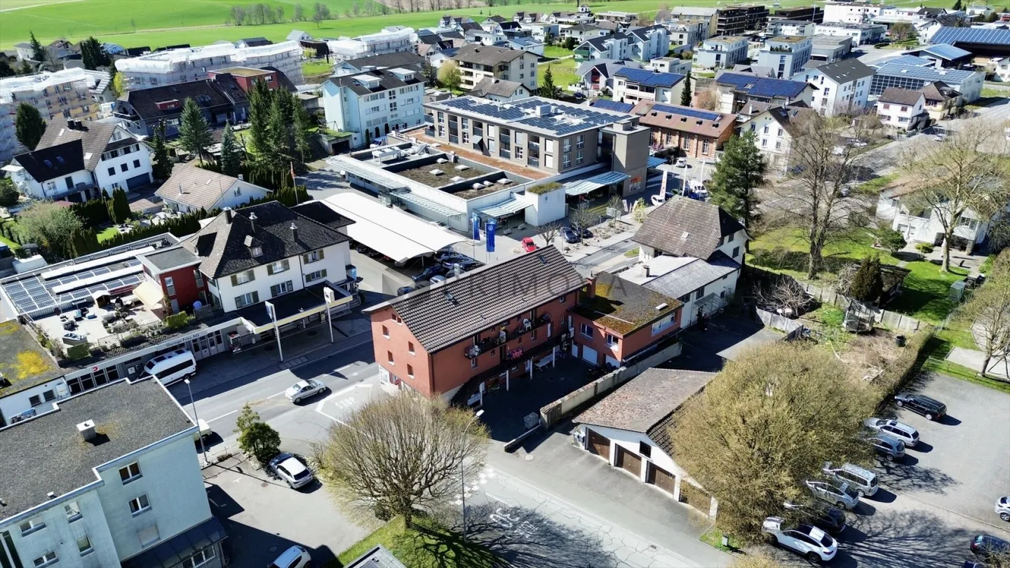 Casa multifamiliare modernizzata con alto rendimento - Foto 12 di 14