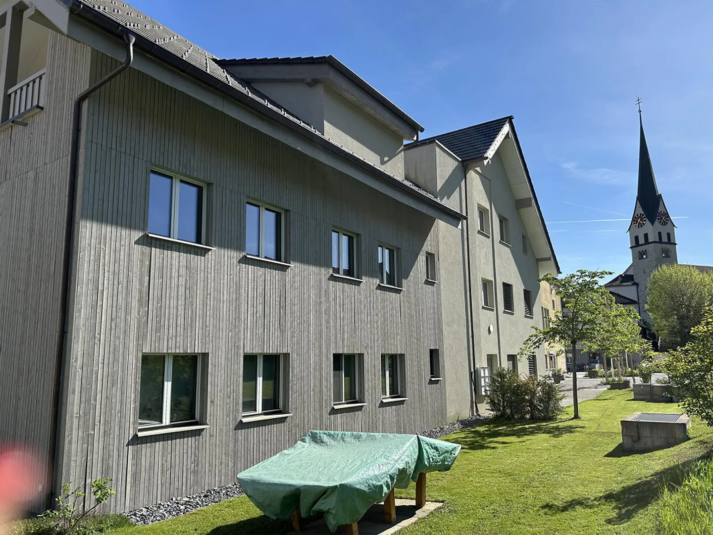 Appartamento luminoso di 4,5 stanze in affitto nel centro - Foto 2 di 7