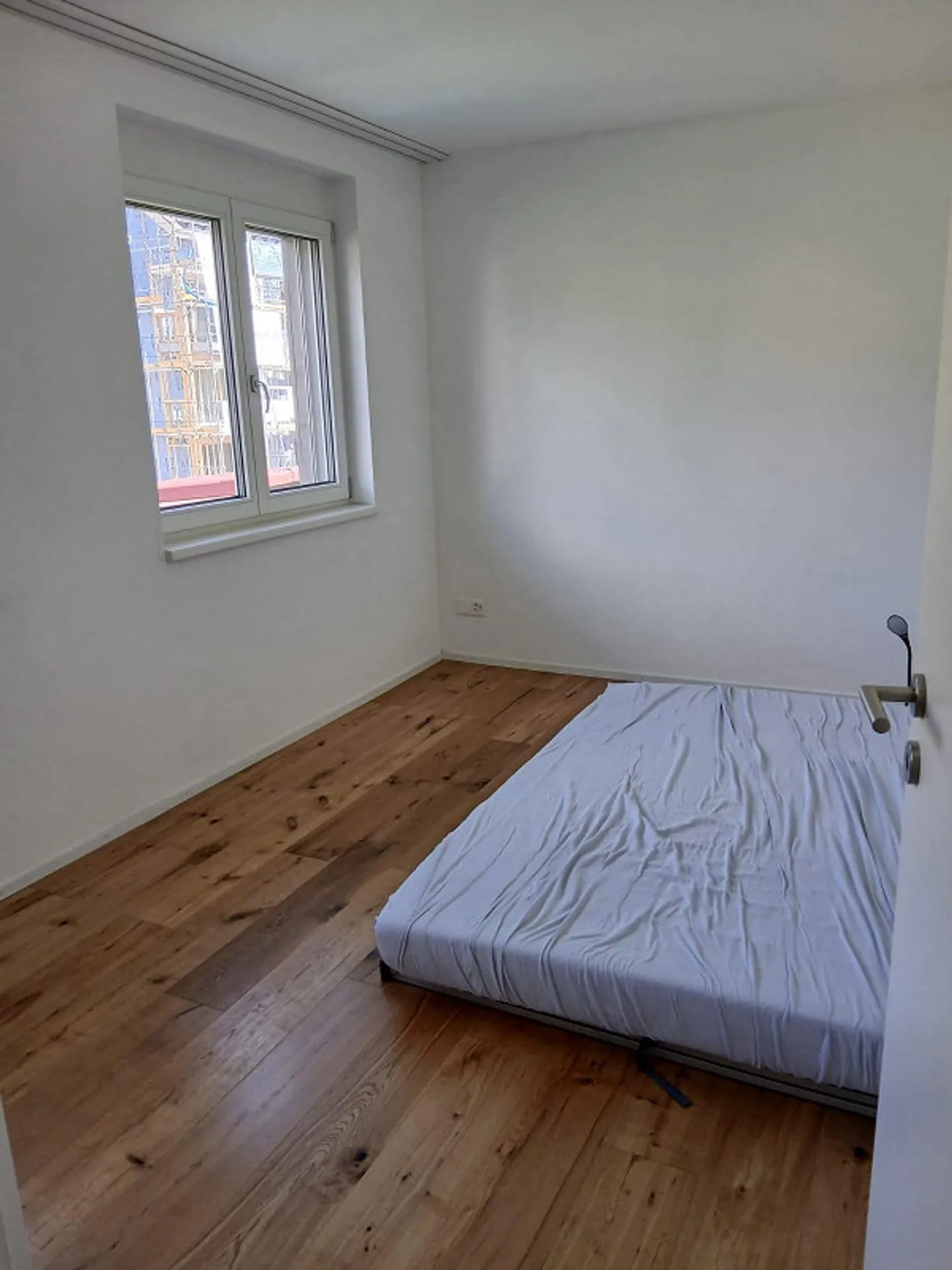 Appartamento luminoso di 4,5 stanze in affitto nel centro - Foto 7 di 7