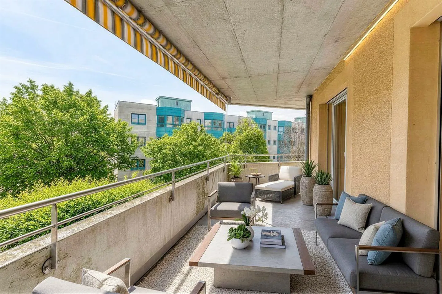 Geräumige Wohnung mit Balkon - Foto 1 von 3