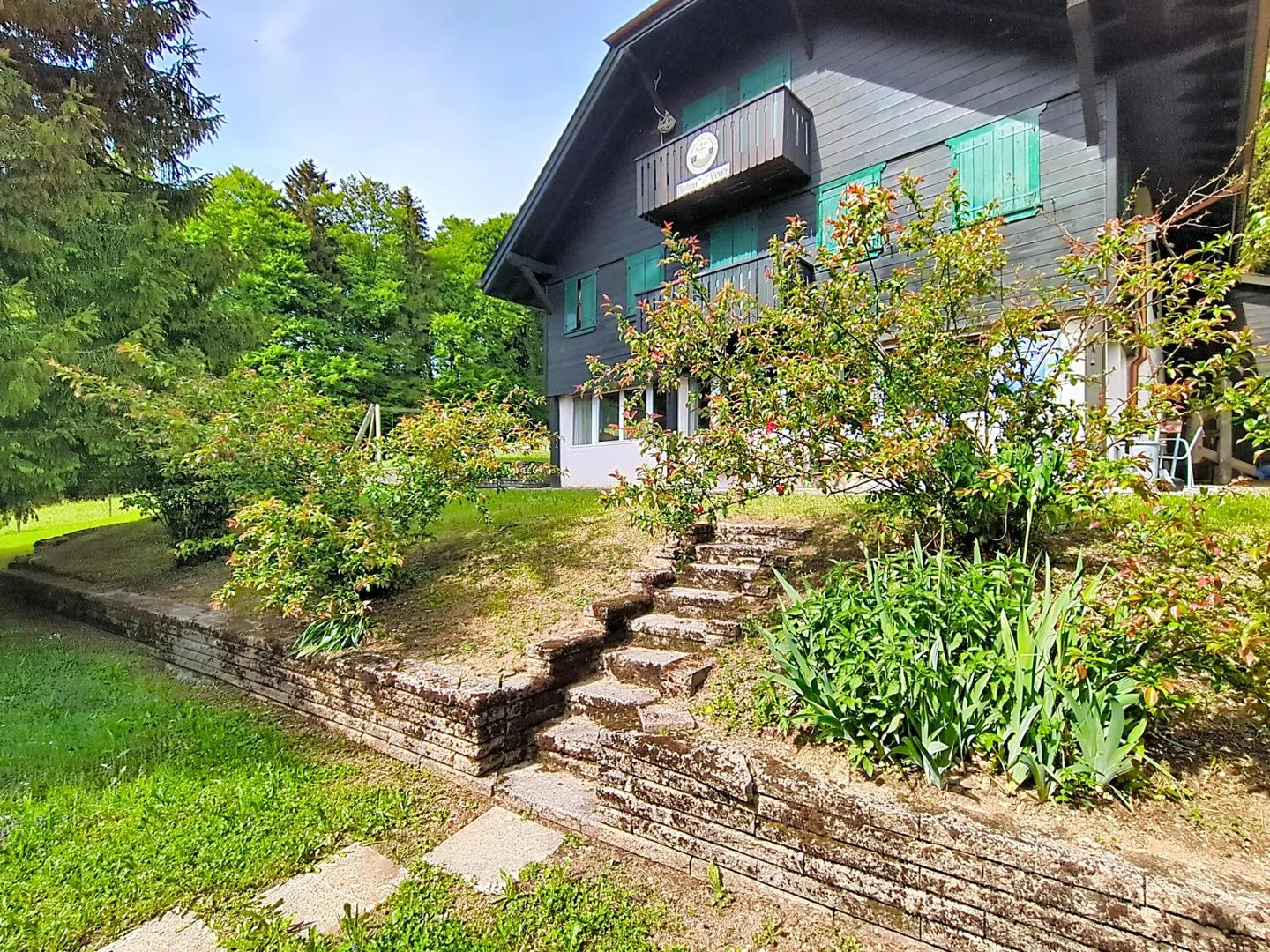 Grande chalet nel cuore della natura e vicino a Vevey e Montreux - Foto 2 di 17
