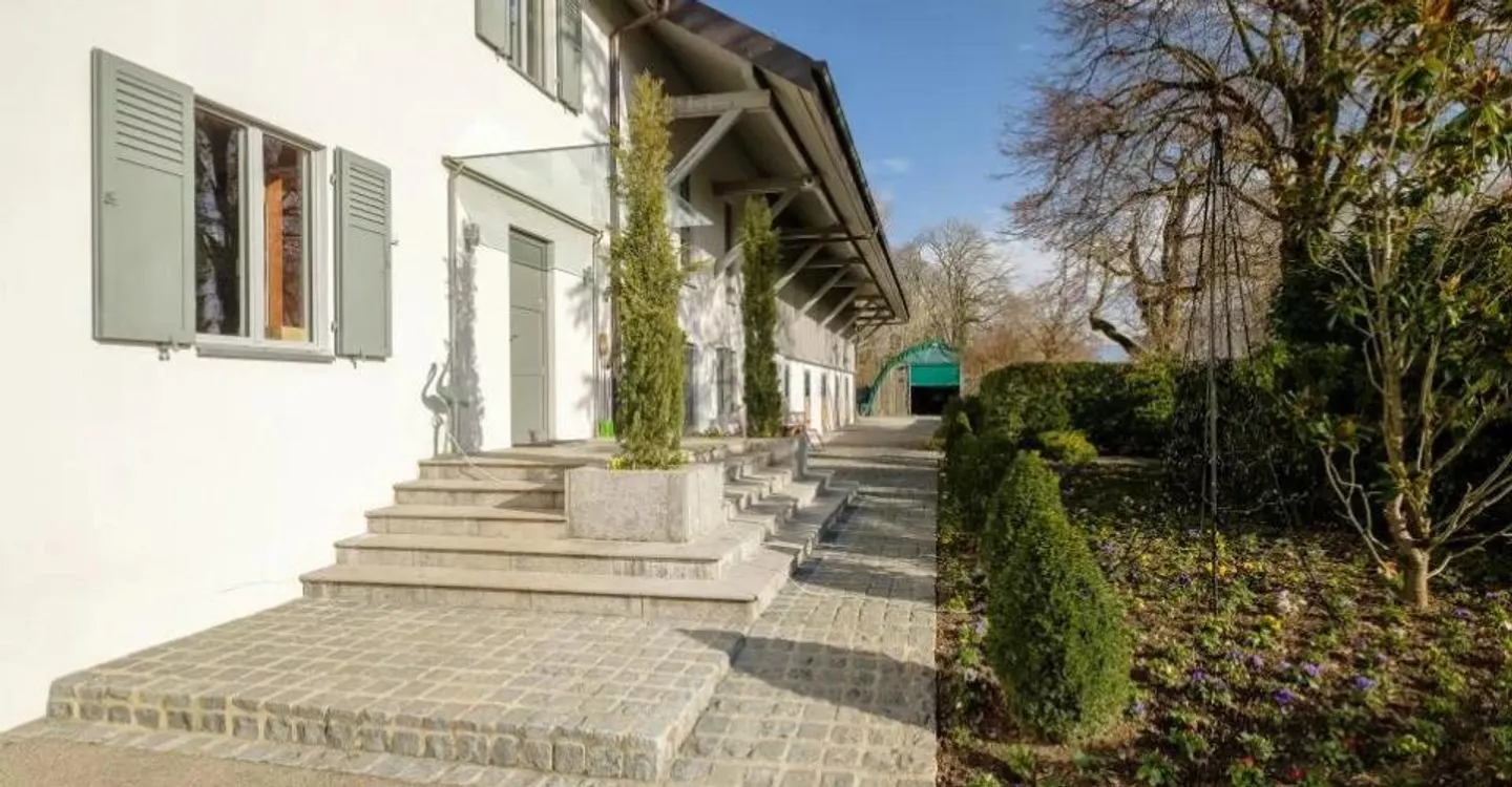 Haus mit 14 Zimmern - Foto 4 von 10