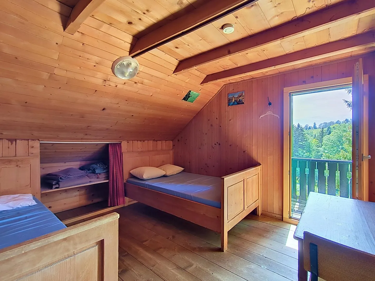 Grande chalet nel cuore della natura e vicino a Vevey e Montreux - Foto 12 di 17
