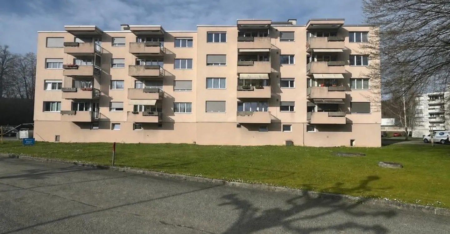 Vollständig renovierte 3,5-Zimmer-Wohnung zur Miete in Porrentruy - Foto 1 von 5
