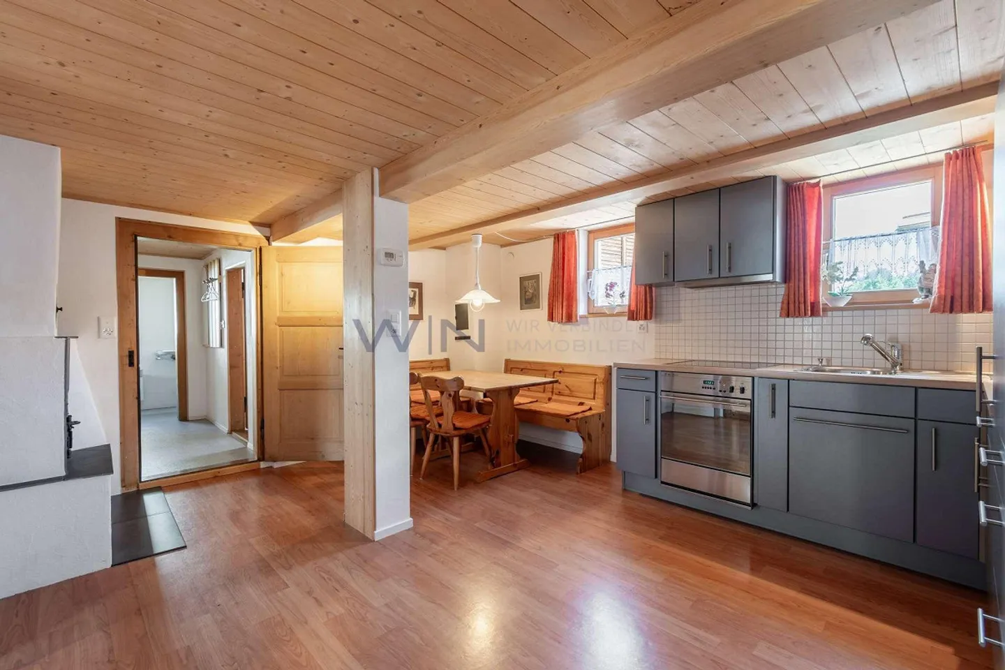 Free Holidays in Winter Paradise - Photo 8 of 13