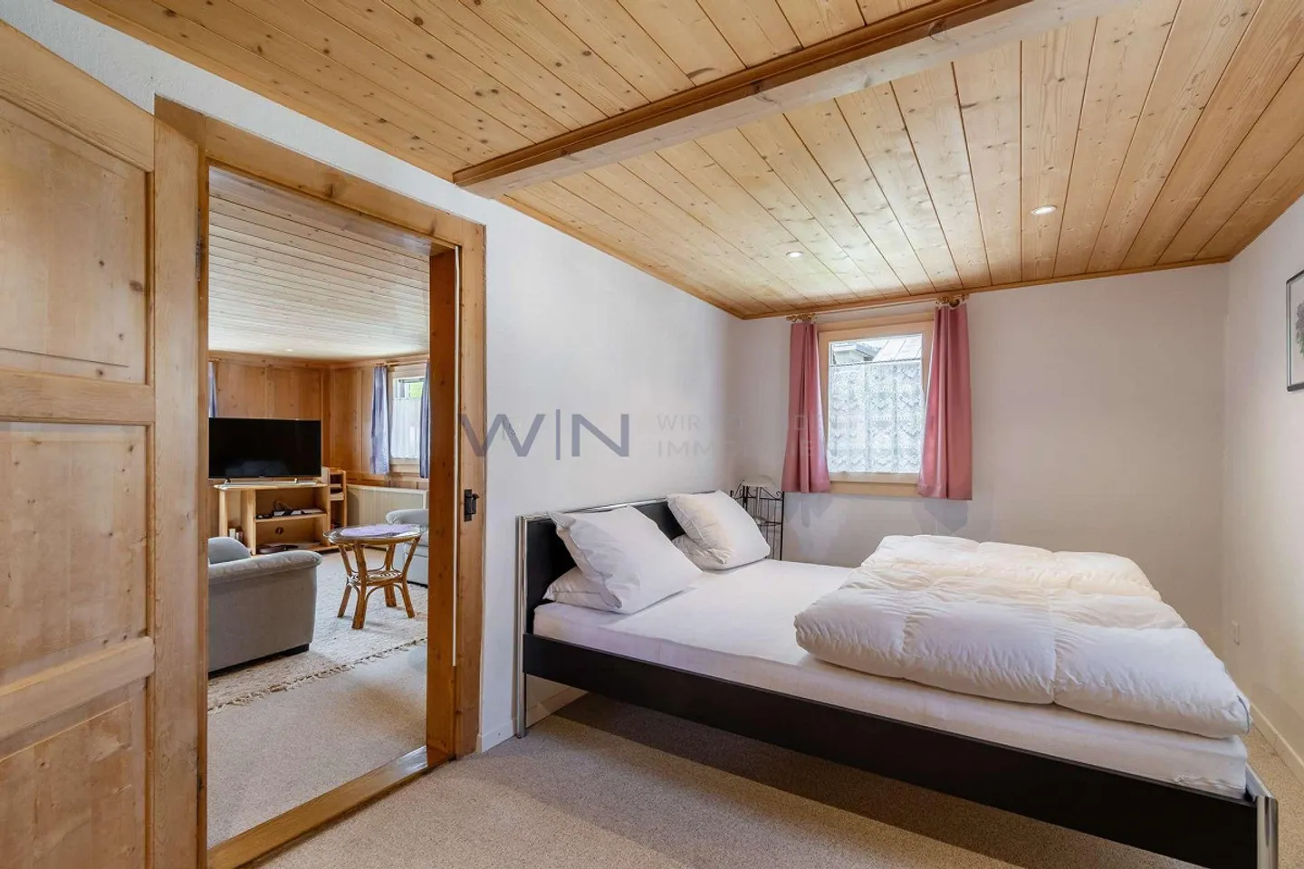 Free Holidays in Winter Paradise - Photo 5 of 13