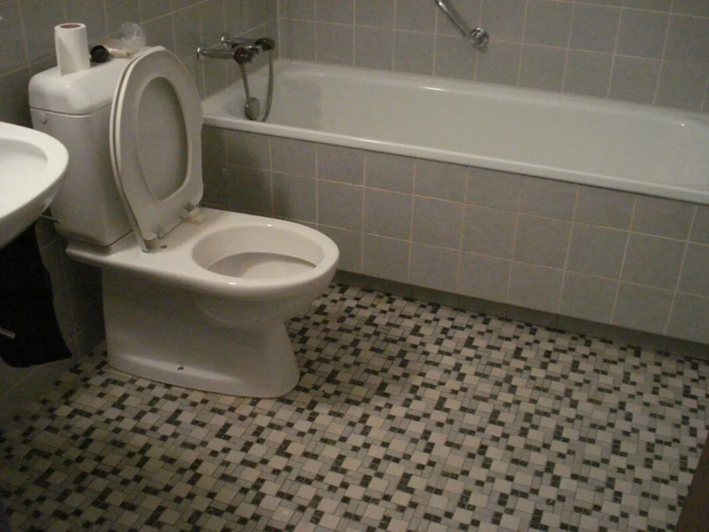 1.5 Zimmerwohnung im 2. Obergeschoss - Foto 3 di 4