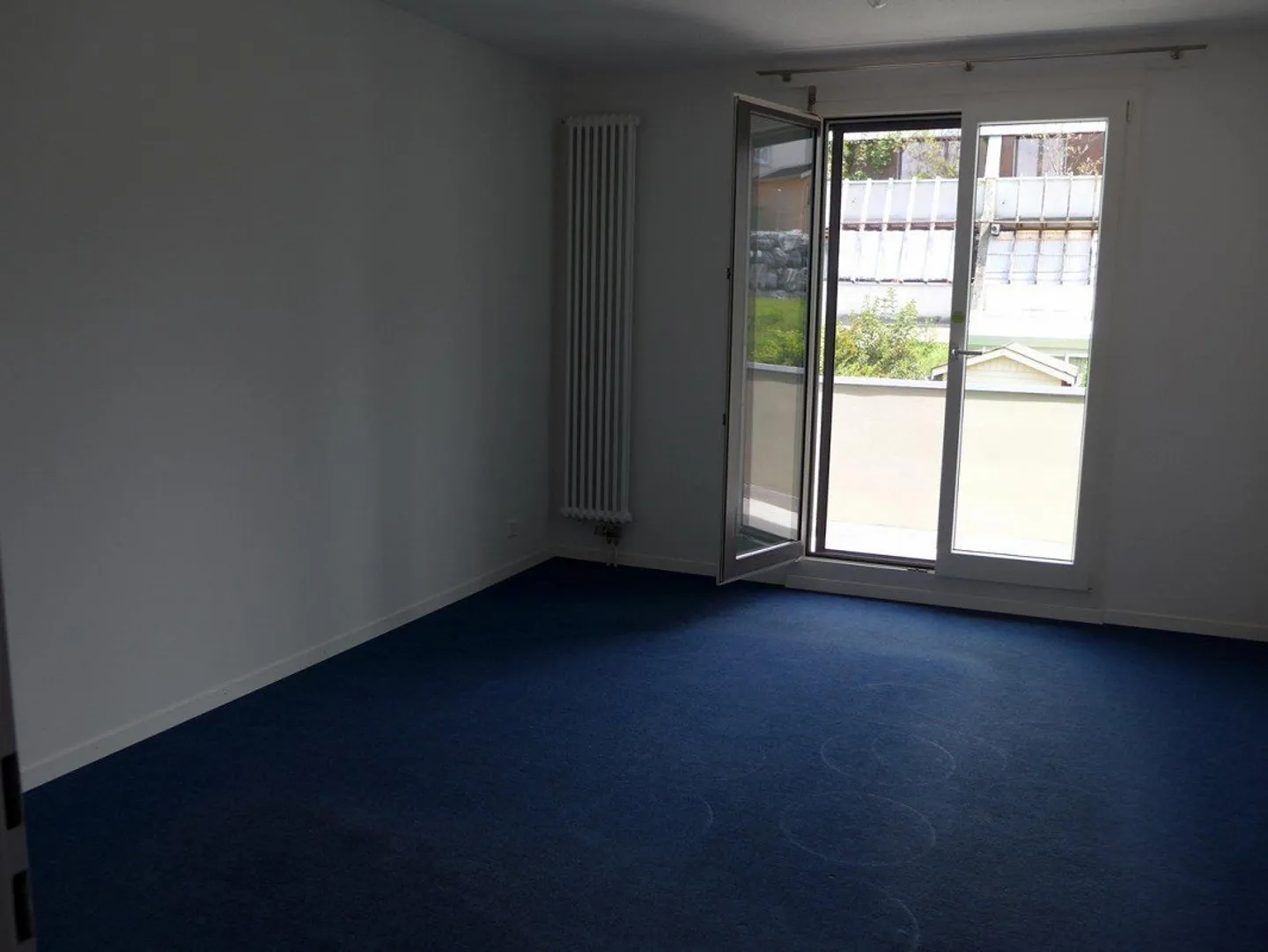 Spacious 5.5 Room Apartment in a Quiet Location with Ownership Standard - Photo 15 of 21