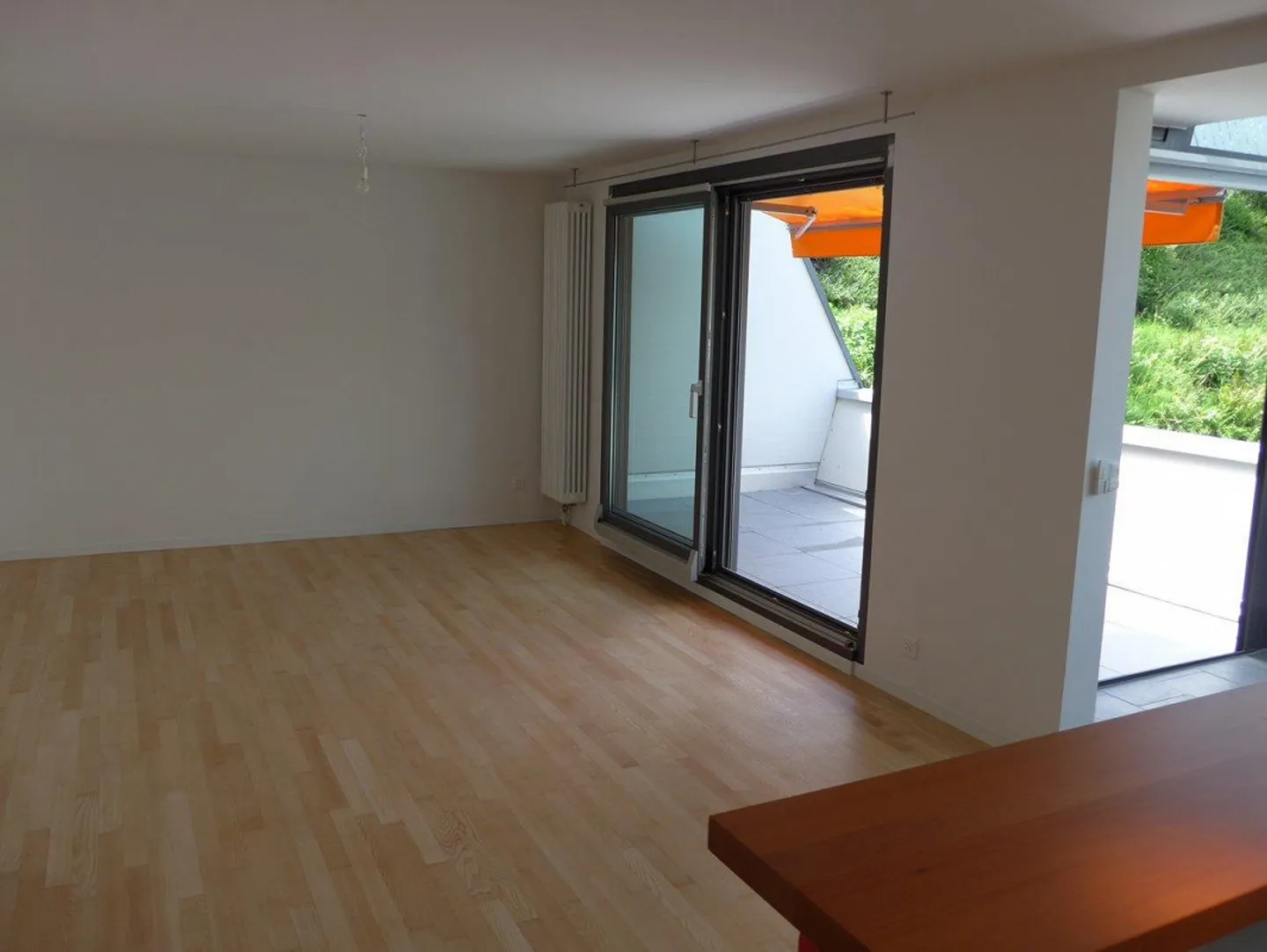 Spacious 5.5 Room Apartment in a Quiet Location with Ownership Standard - Photo 6 of 21