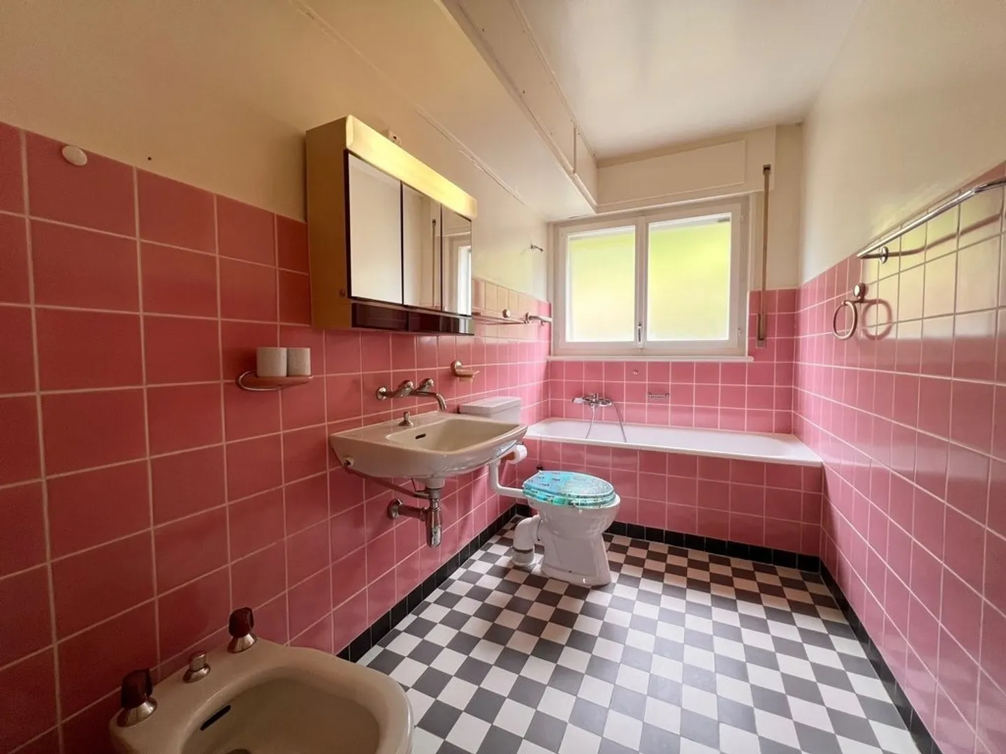 Hébergement spacieux dans un quartier verdoyant - Offre de location à moitié ! - Photo 5 sur 8