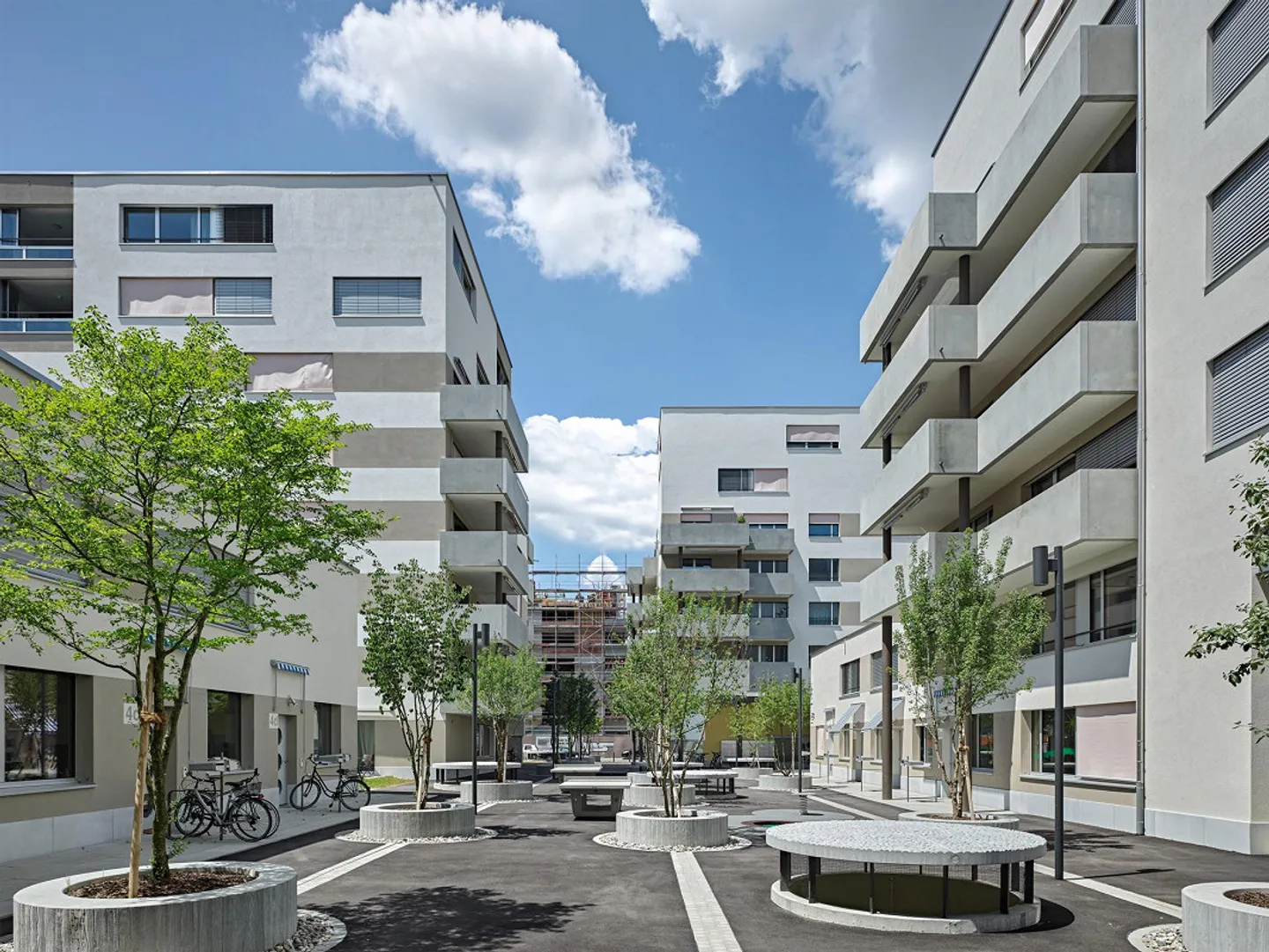 Topmoderne Wohnung an zentraler Lage unweit vom Bahnhof Stettbach - Foto 1 von 8