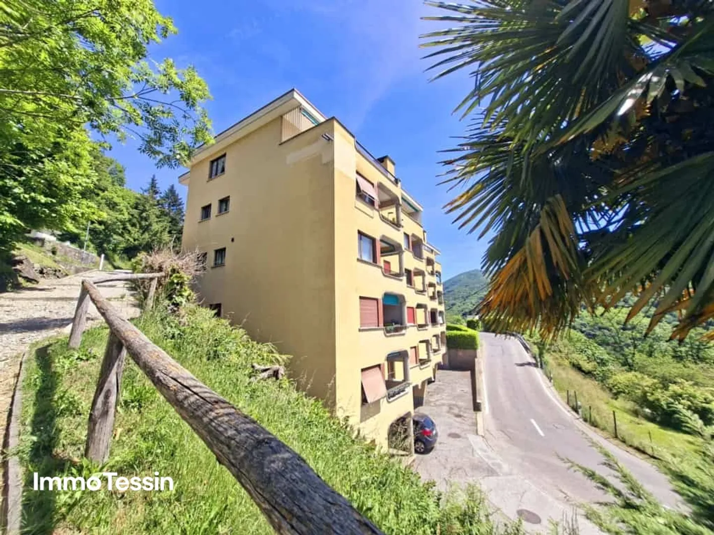 DEUXIÈME MAISON - Détendez-vous avec piscine et vue sur le San Salvatore - Photo 3 sur 13
