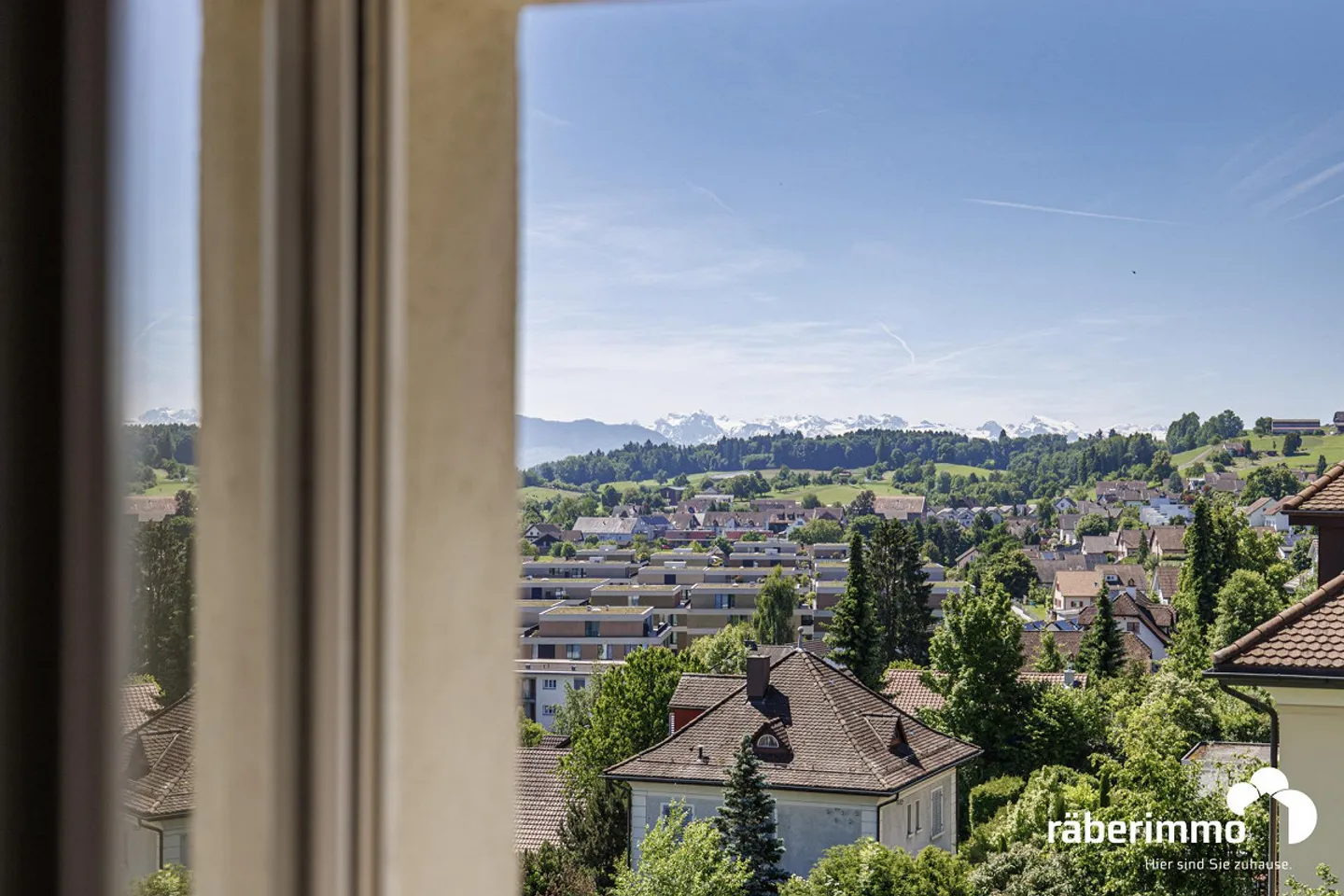 MEHRGENERATIONENHAUS AN BESTER LAGE, GROSSES GRUNDSTÜCK (GF: 1'370 M2) - Foto 4 von 10