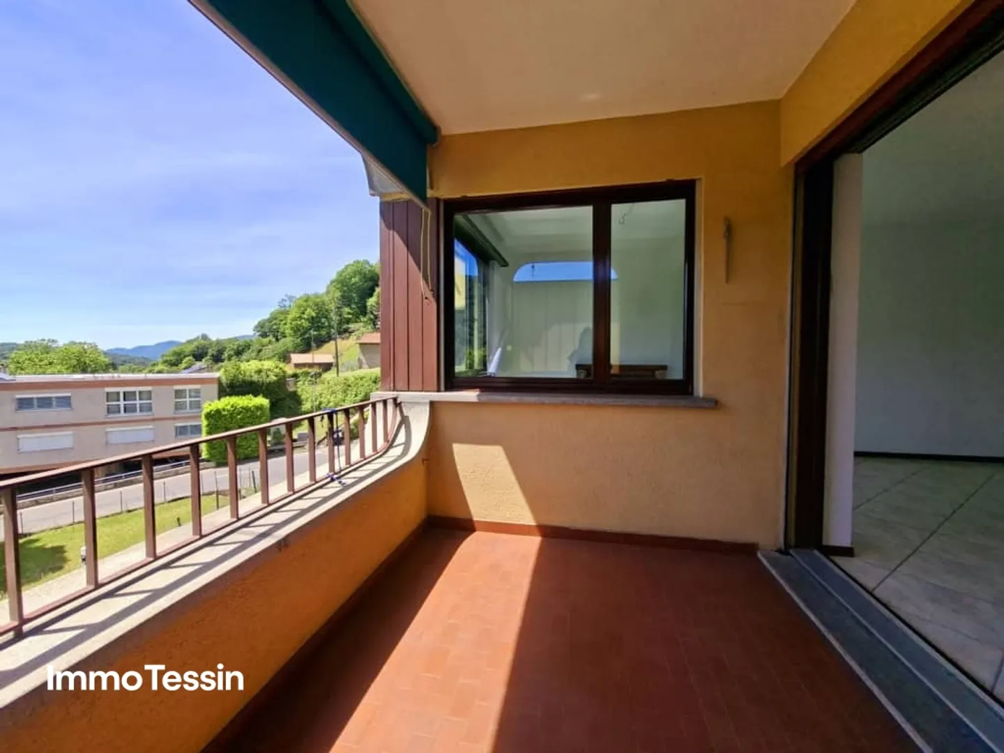 DEUXIÈME MAISON - Détendez-vous avec piscine et vue sur le San Salvatore - Photo 11 sur 13