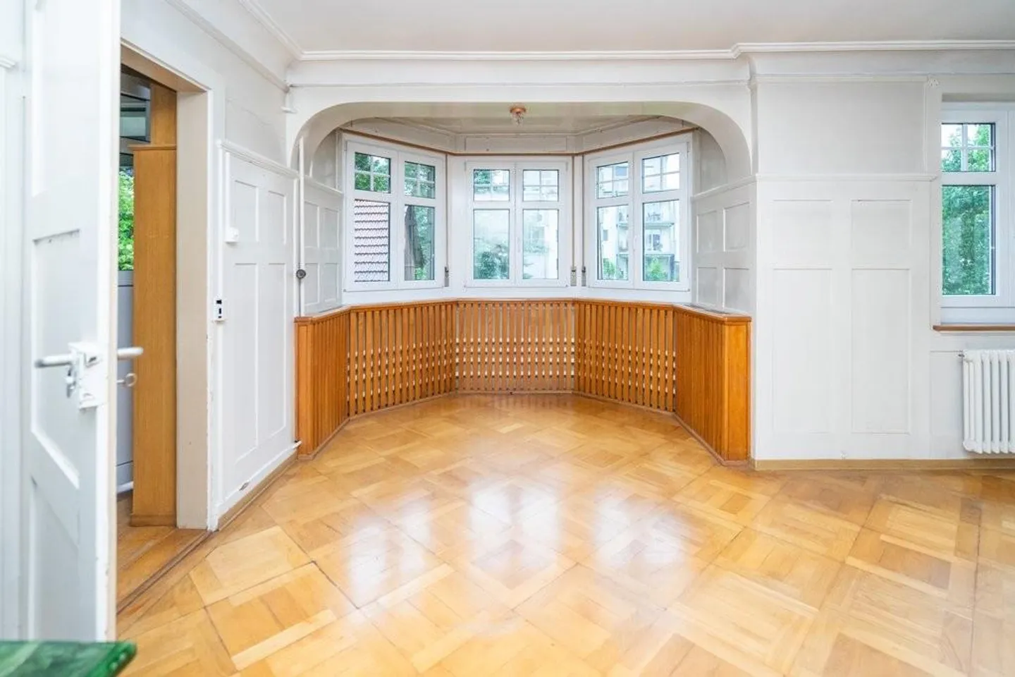 Geräumige Wohnung mit Terrasse - Foto 2 von 10