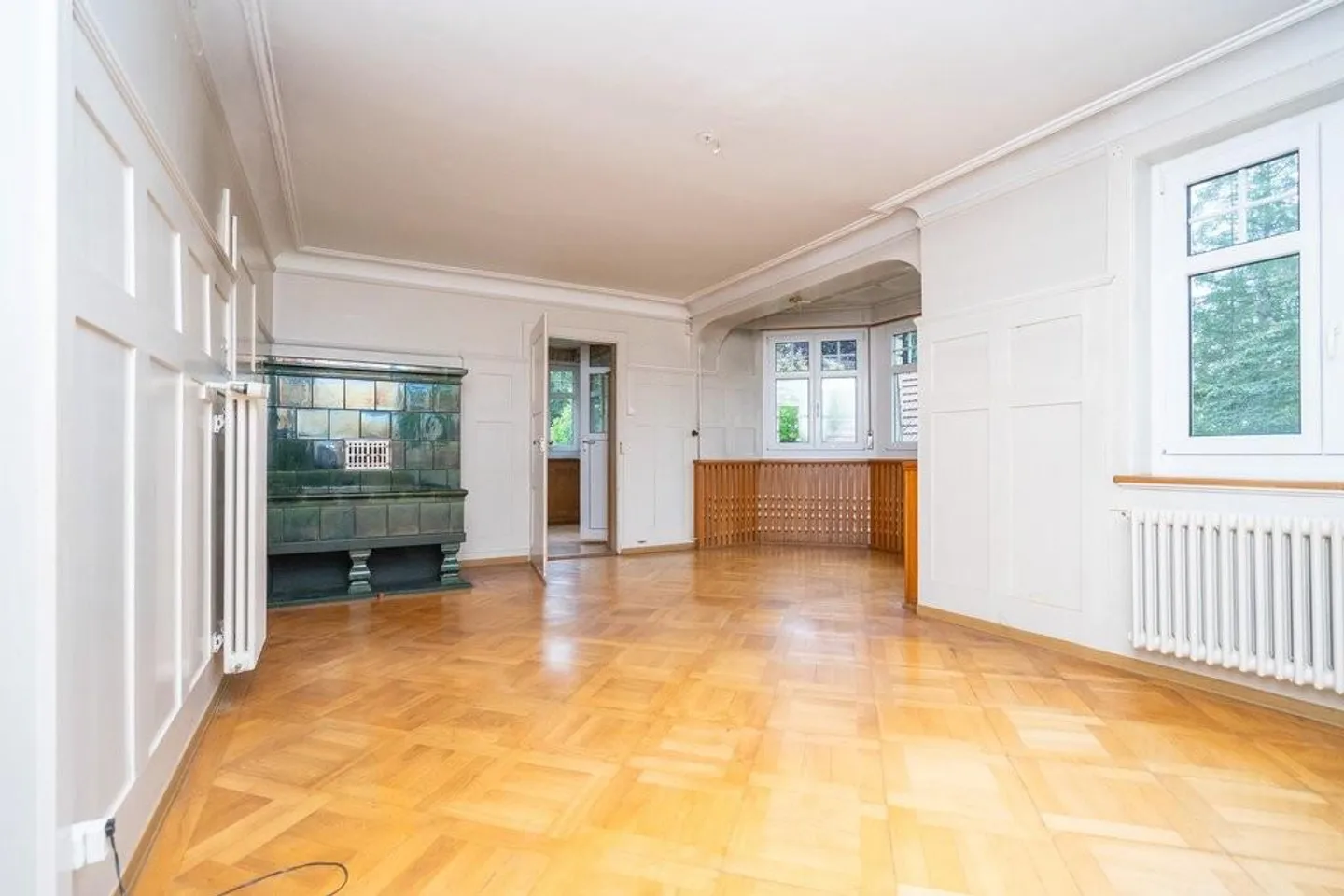 Geräumige Wohnung mit Terrasse - Foto 1 von 10