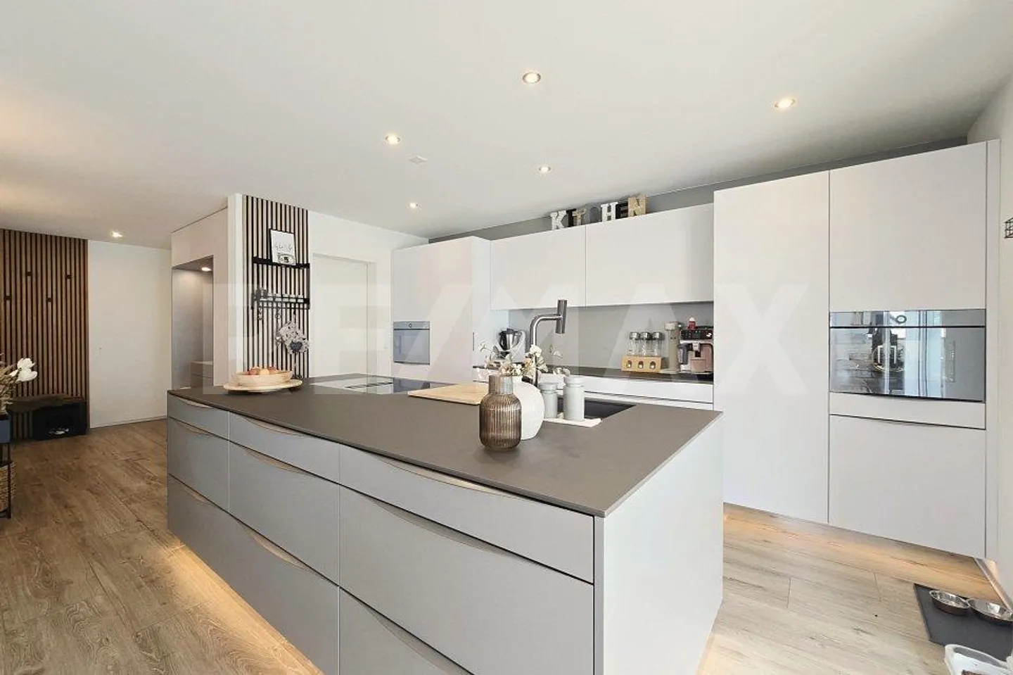 4½-Room Apartment - Smart Home with Style and Comfort - Photo 4 of 13
