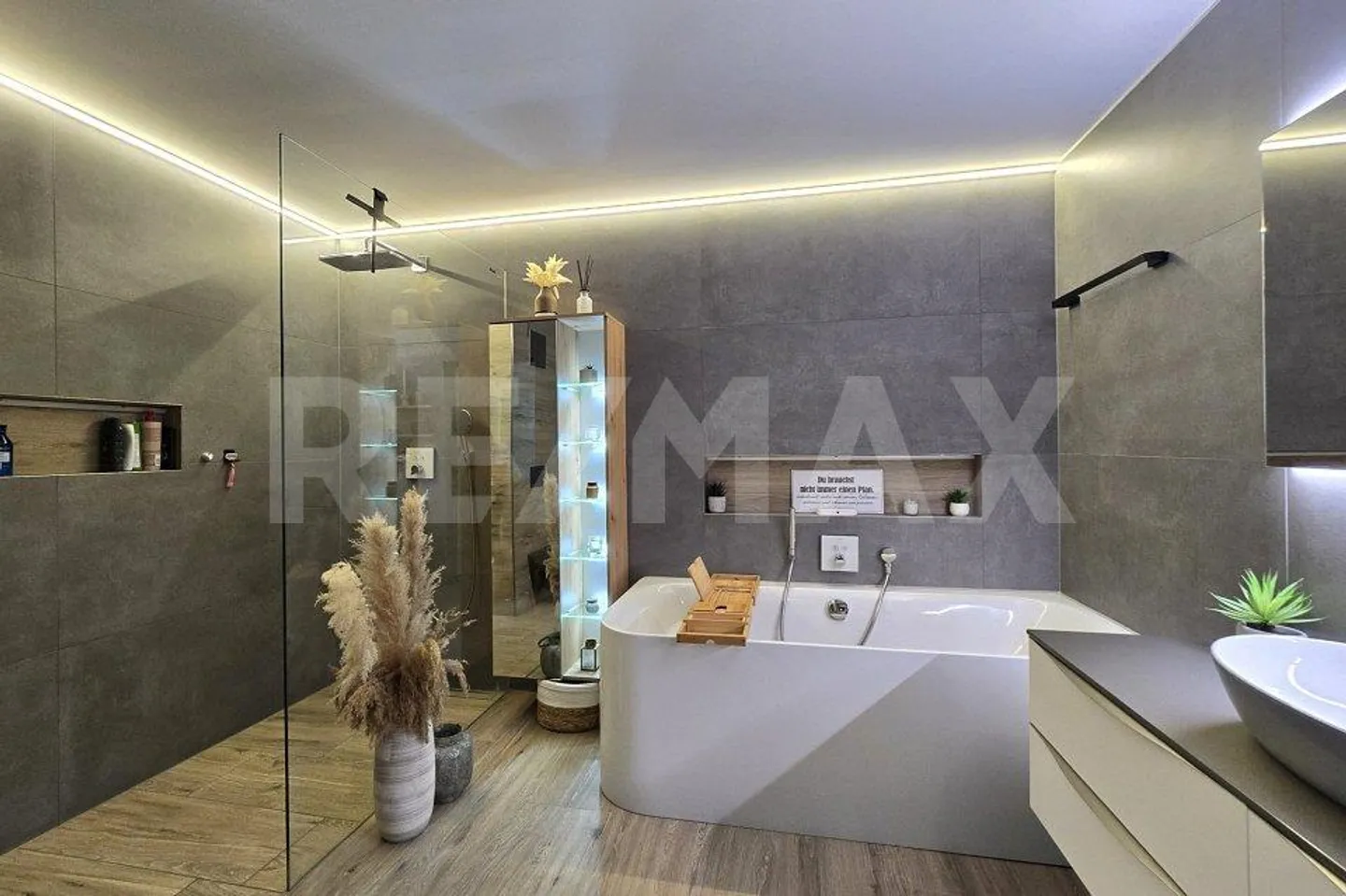 4½-Room Apartment - Smart Home with Style and Comfort - Photo 11 of 13