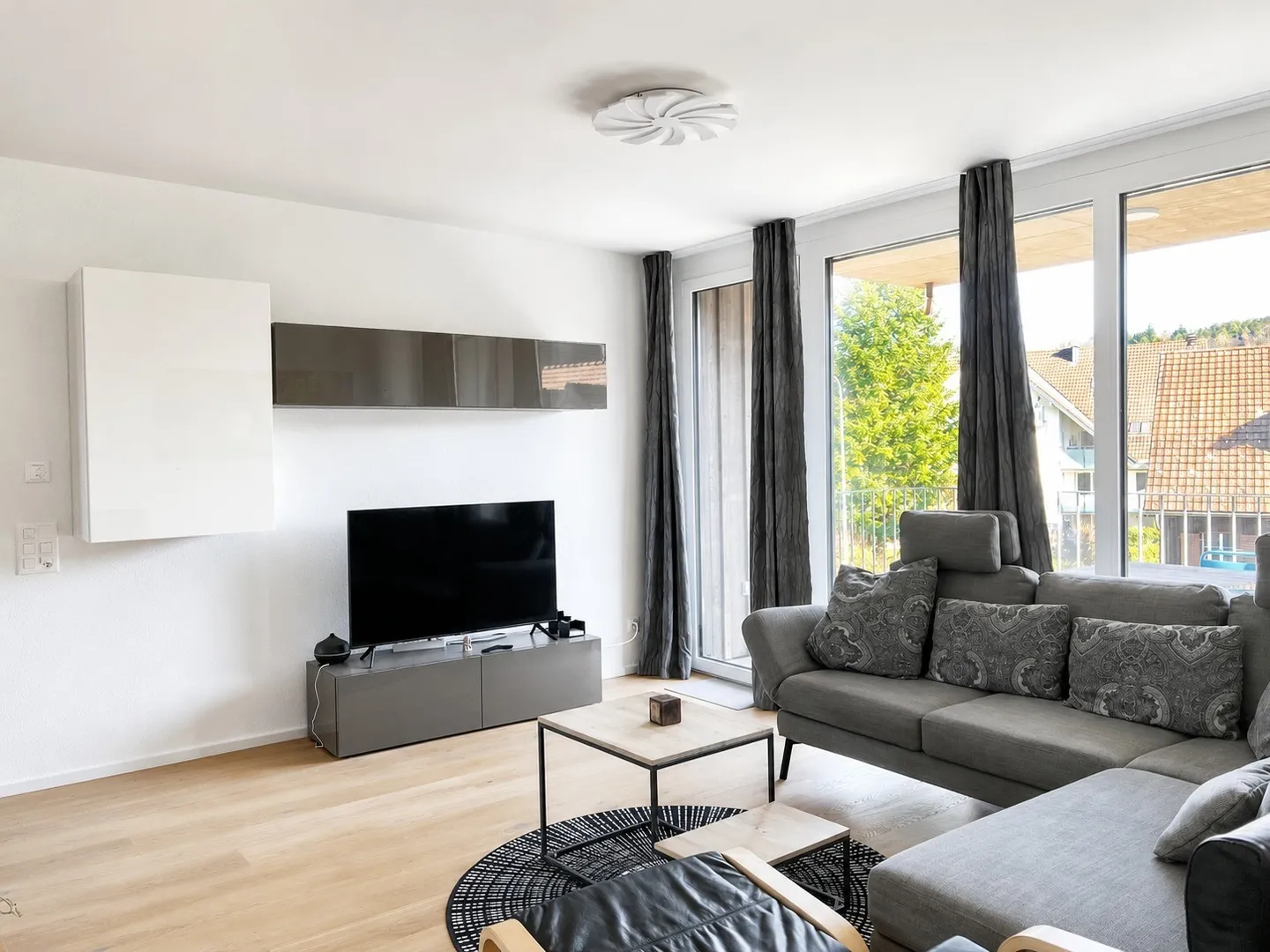 🏡 Appartamento completamente arredato di 4,5 stanze – Embrach (vicino all'aeroporto di Zurigo) - Foto 2 di 13
