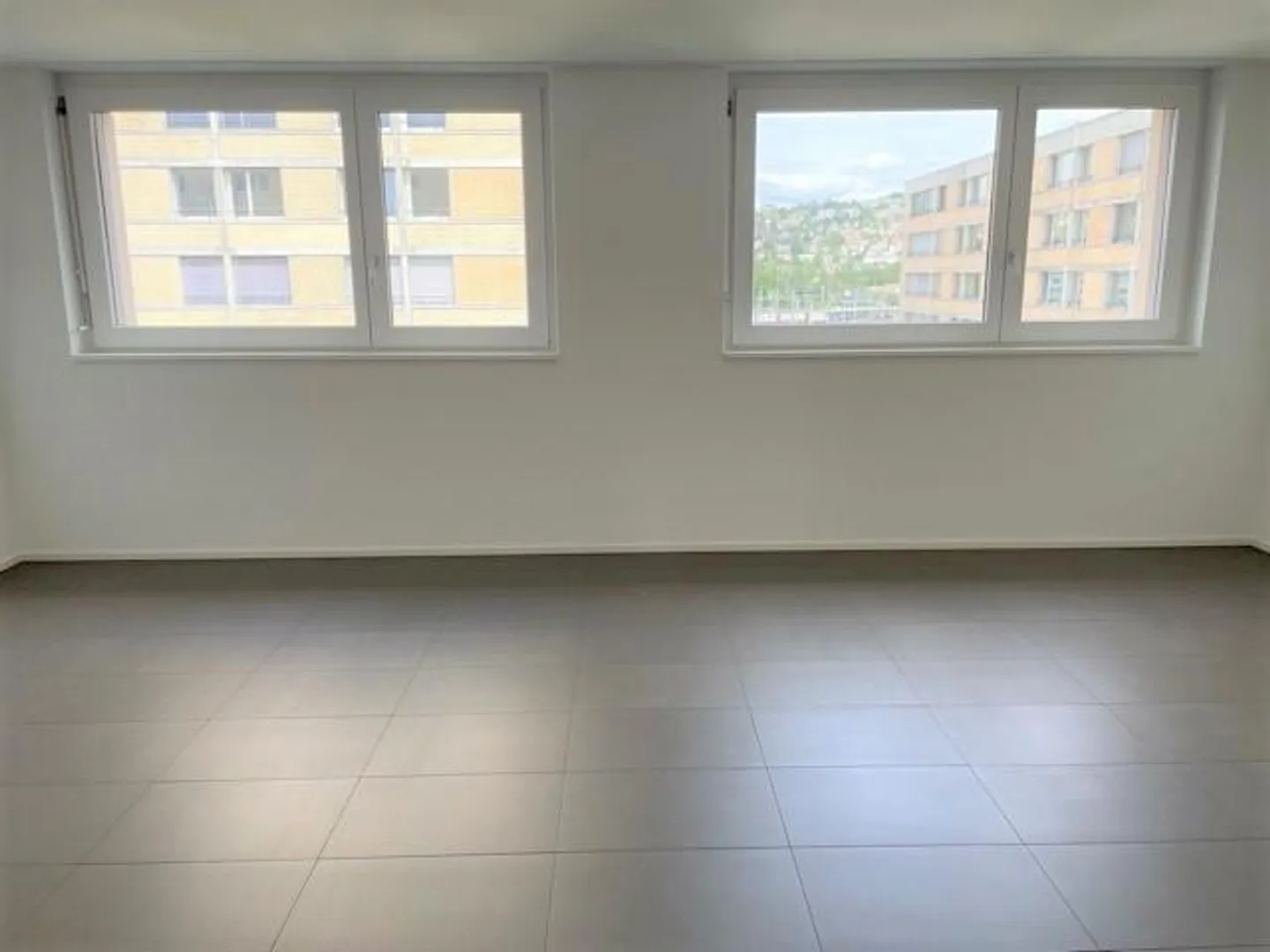 Appartamento moderno 3.5 locali in posizione centrale - Foto 11 di 12