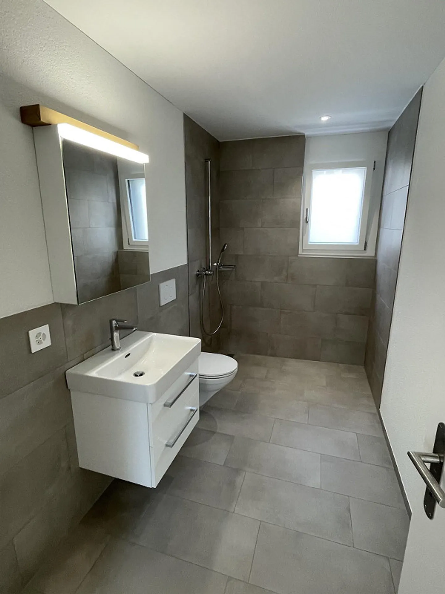 First Rental – Modern 3.5-Room New Apartment - Photo 2 of 4