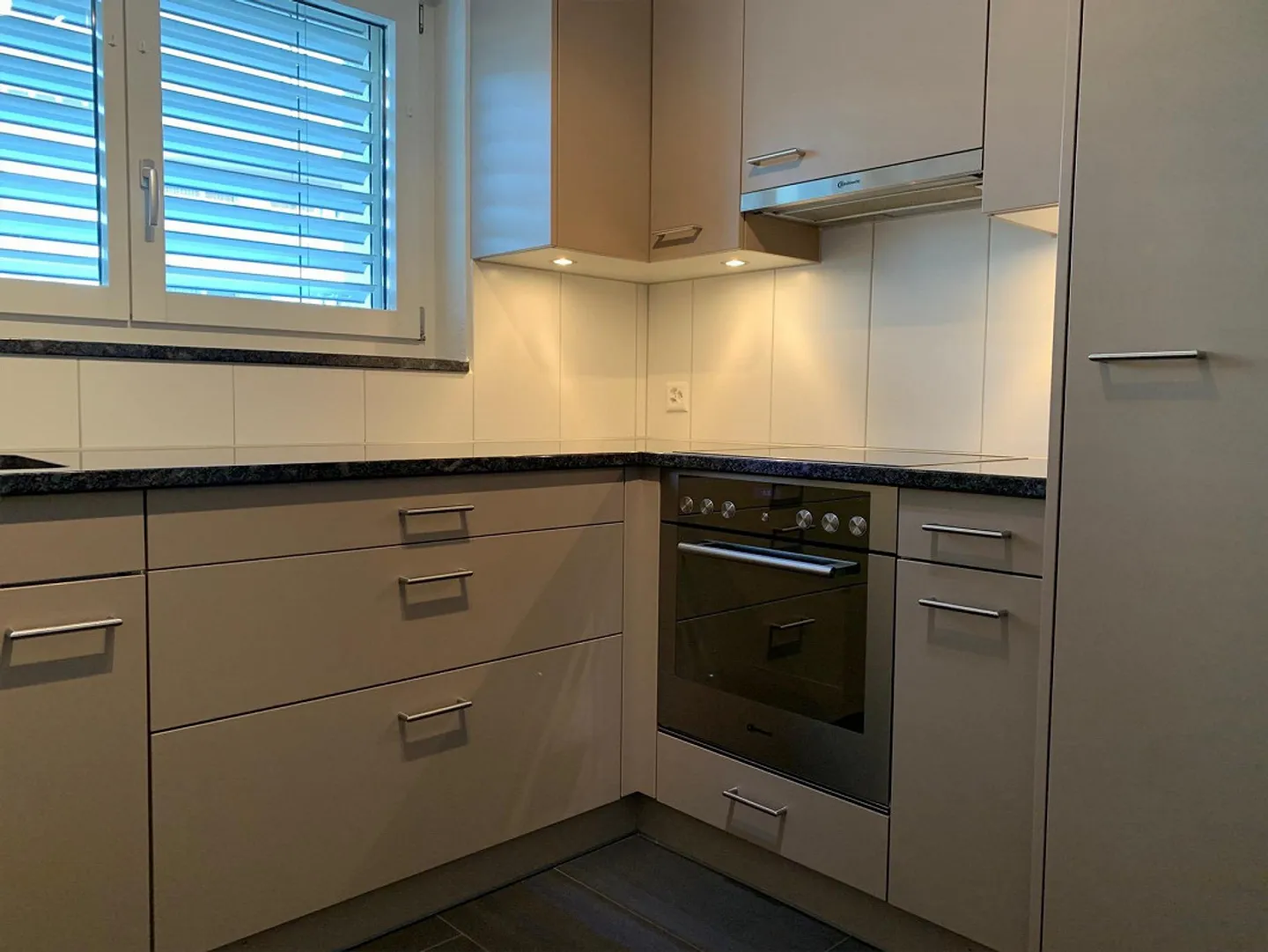 Bel appartement de 4 pièces à Konolfingen - Photo 1 sur 6