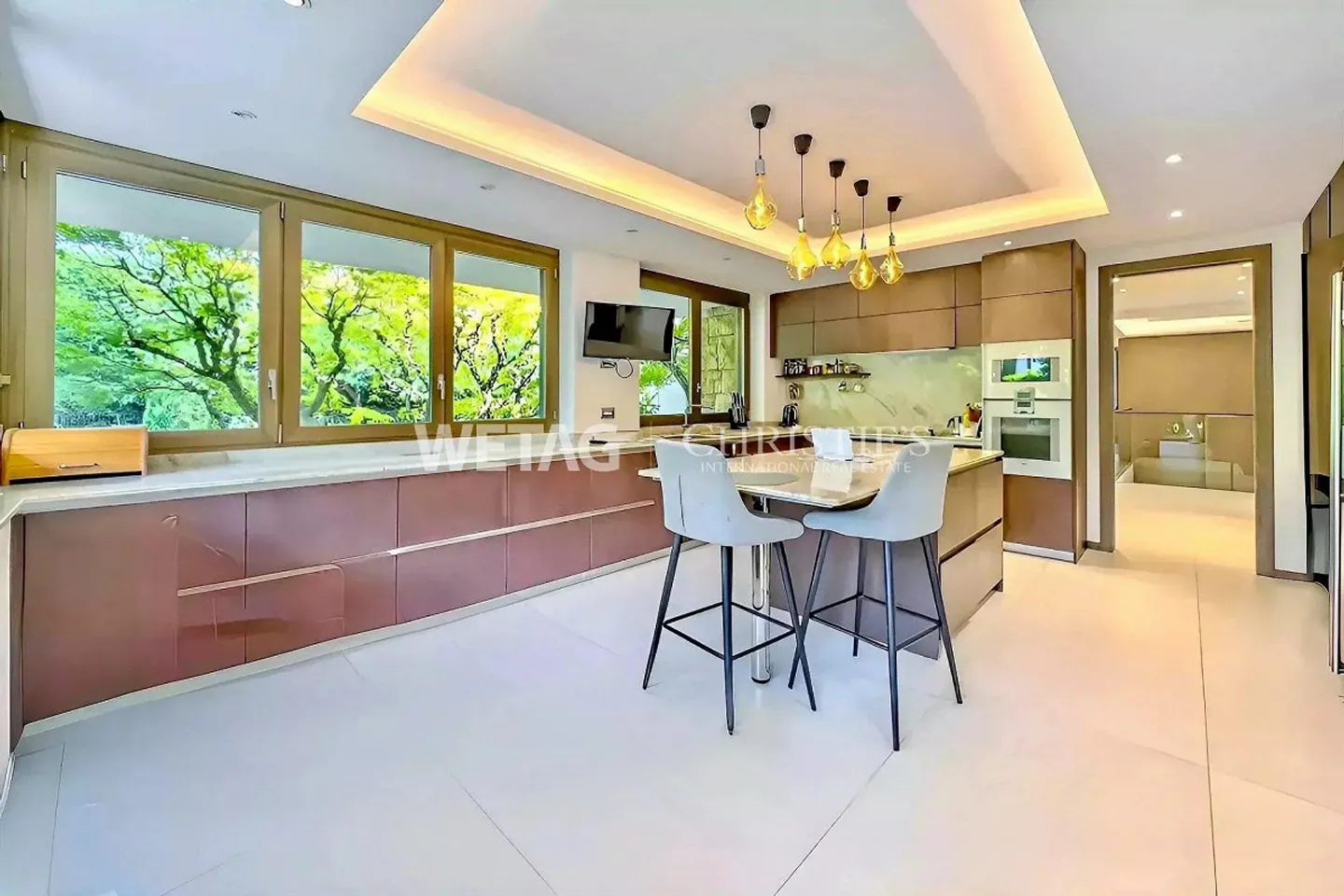 Lugano-Magliaso: magnificent villa with indoor pool, directly on Lake Lugano - Photo 7 of 13