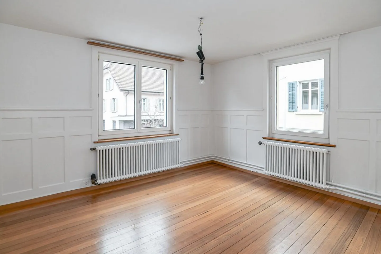 Rare Opportunity: Central, Visible, Versatile - Photo 4 of 10