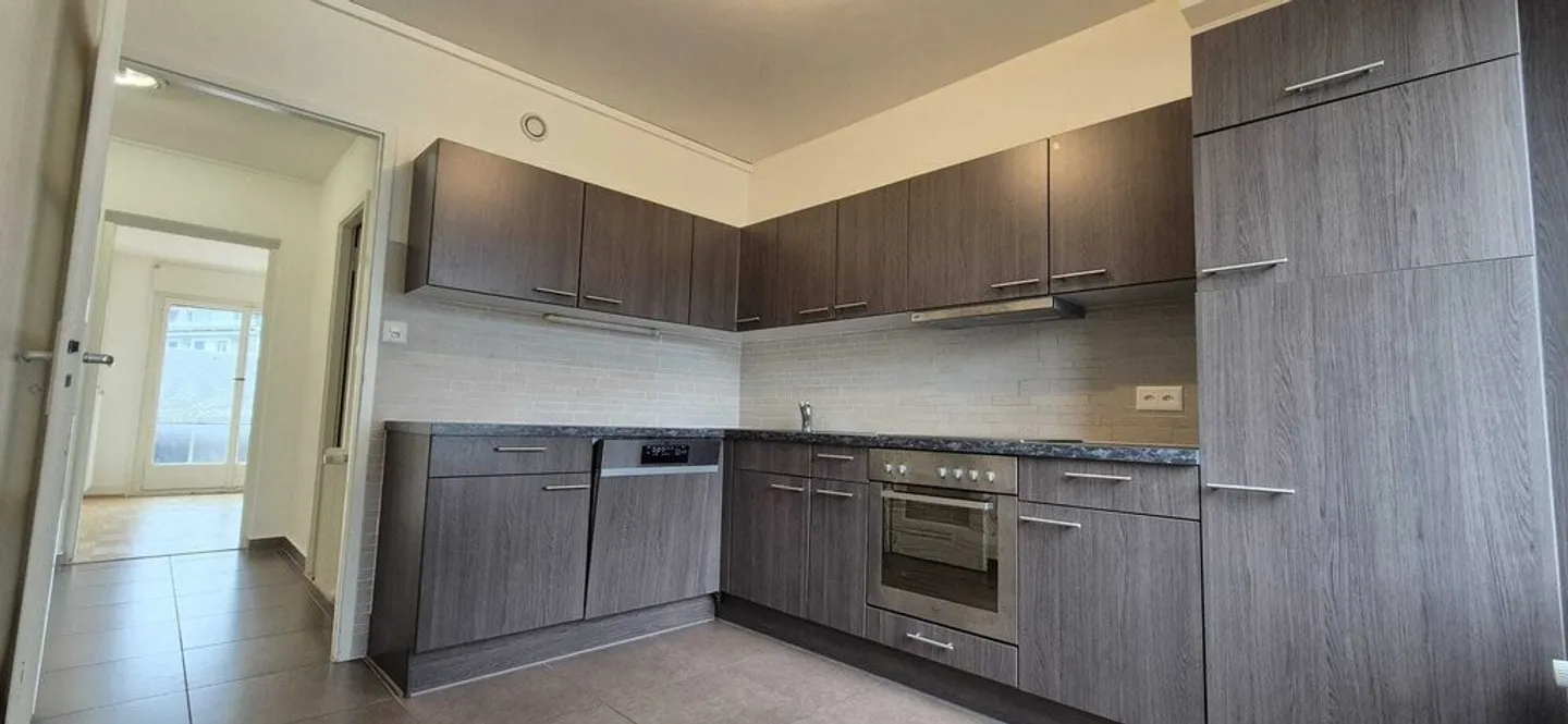 Geräumige 3-Zimmer-Wohnung - Servette-Viertel - Foto 4 von 8