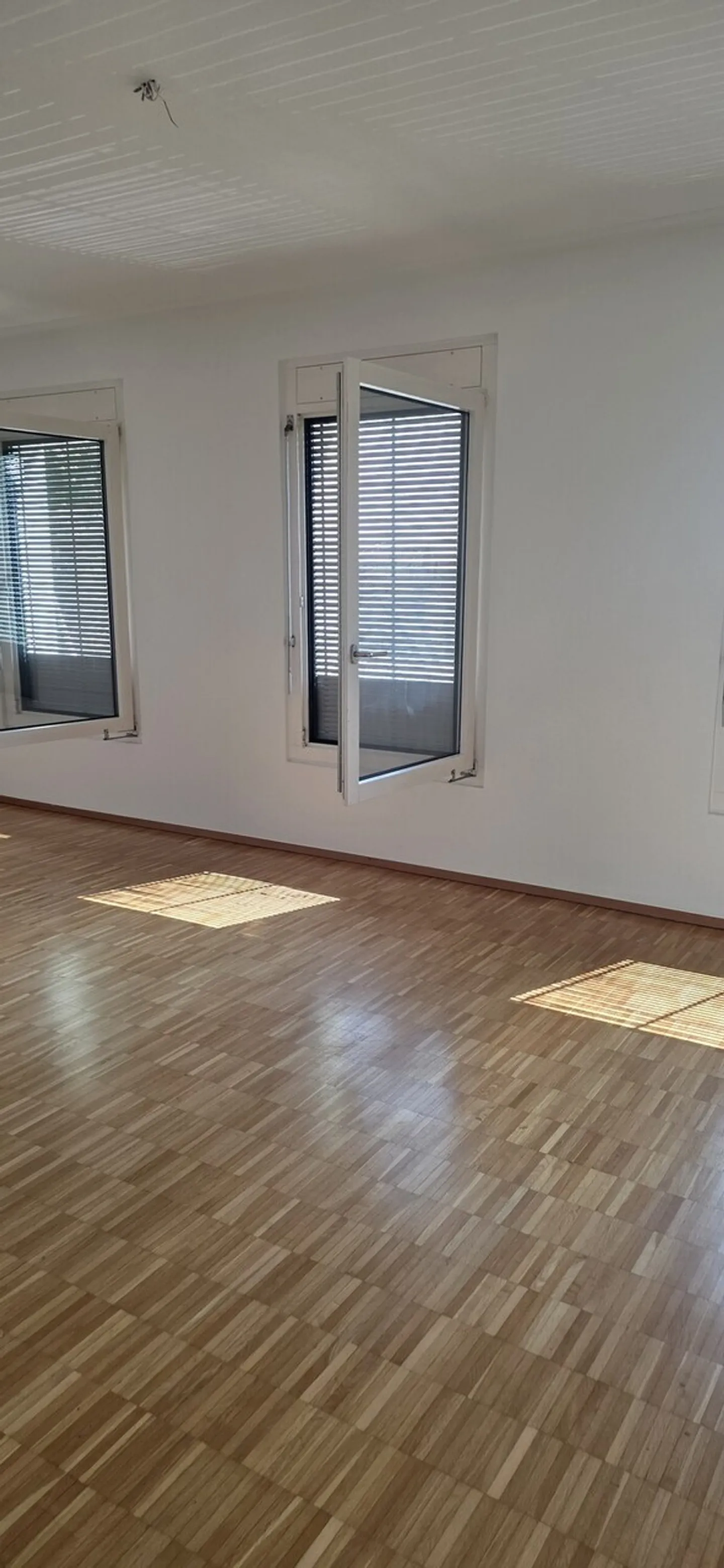 2 Room Apartment Ground Floor - temporary until 30.09.2027 - Photo 4 of 9