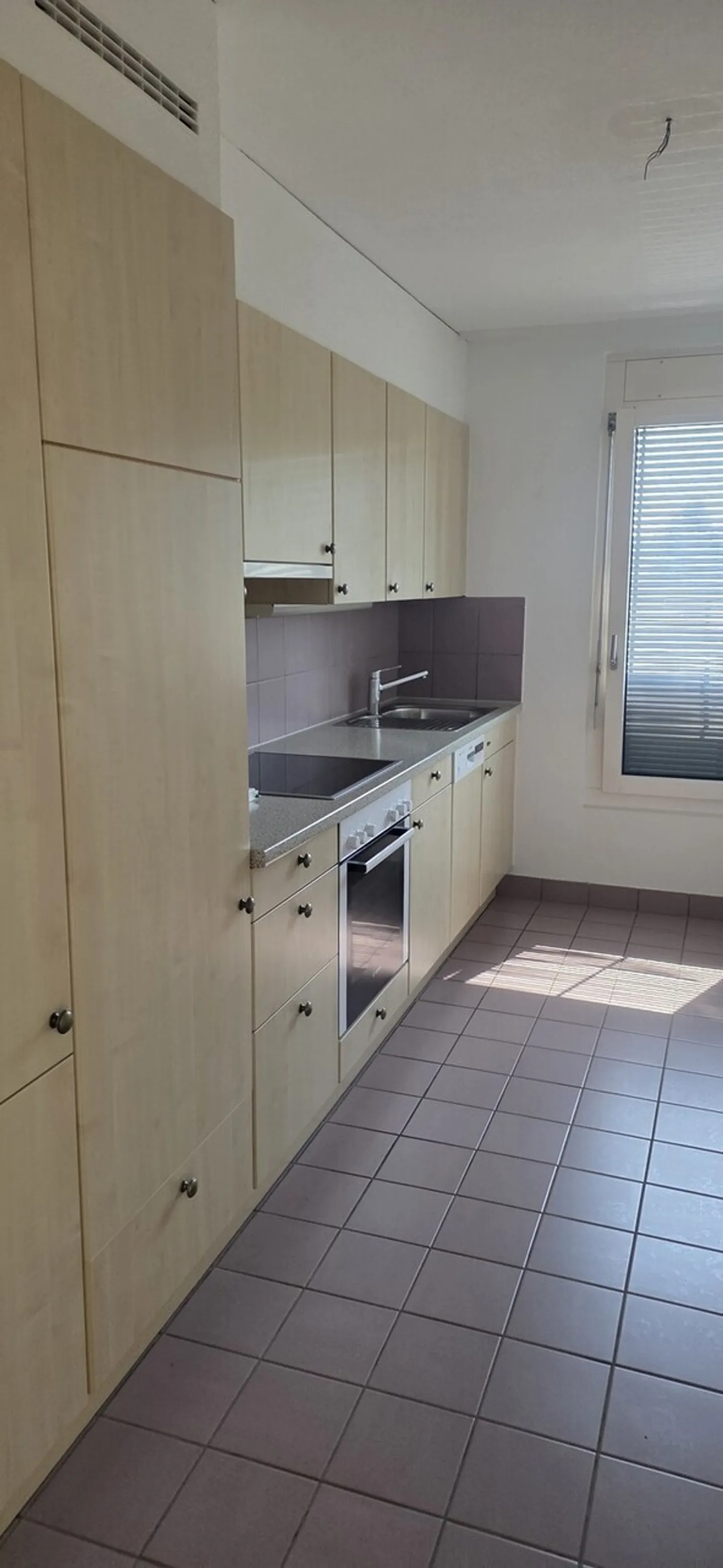 2 Room Apartment Ground Floor - temporary until 30.09.2027 - Photo 5 of 9