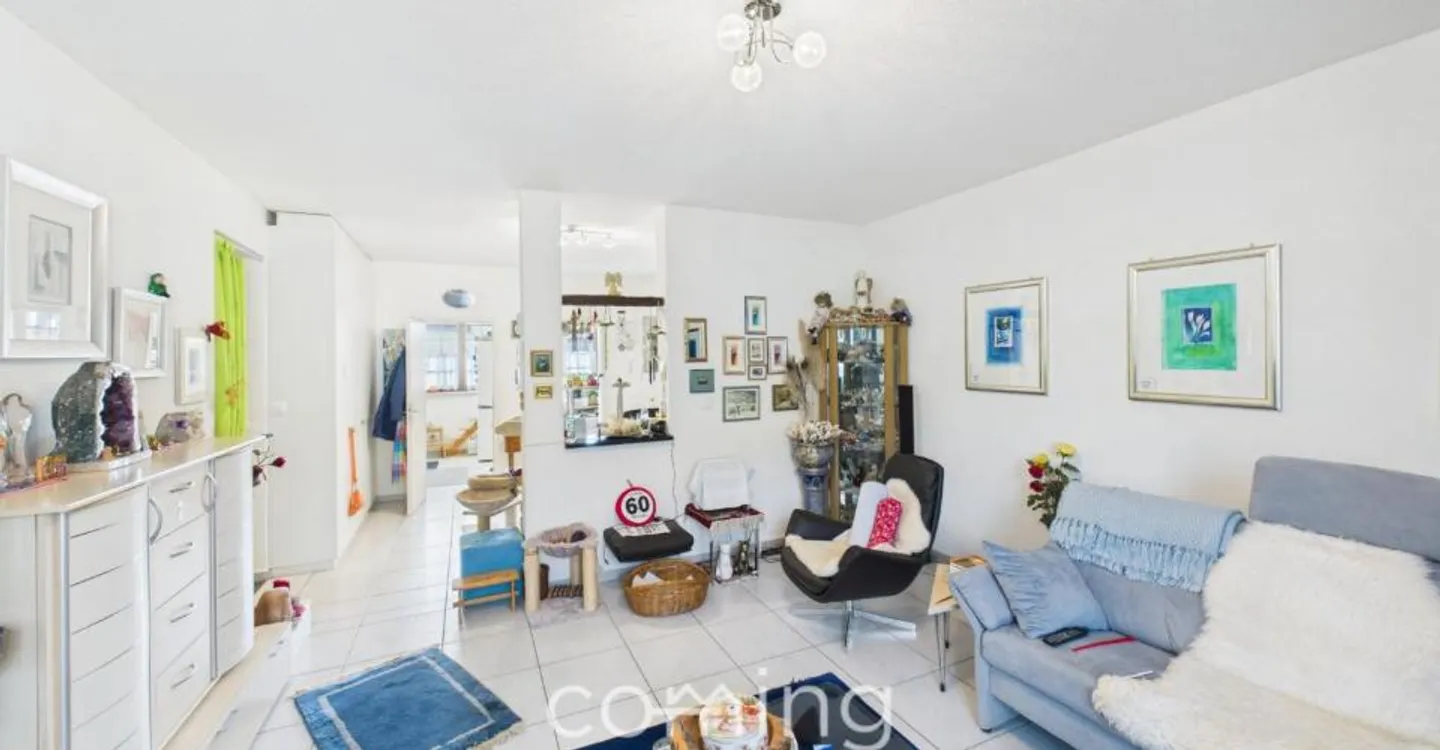 Spacious 4.5-room apartment in Oensingen - central, bright and versatile - Photo 2 of 12