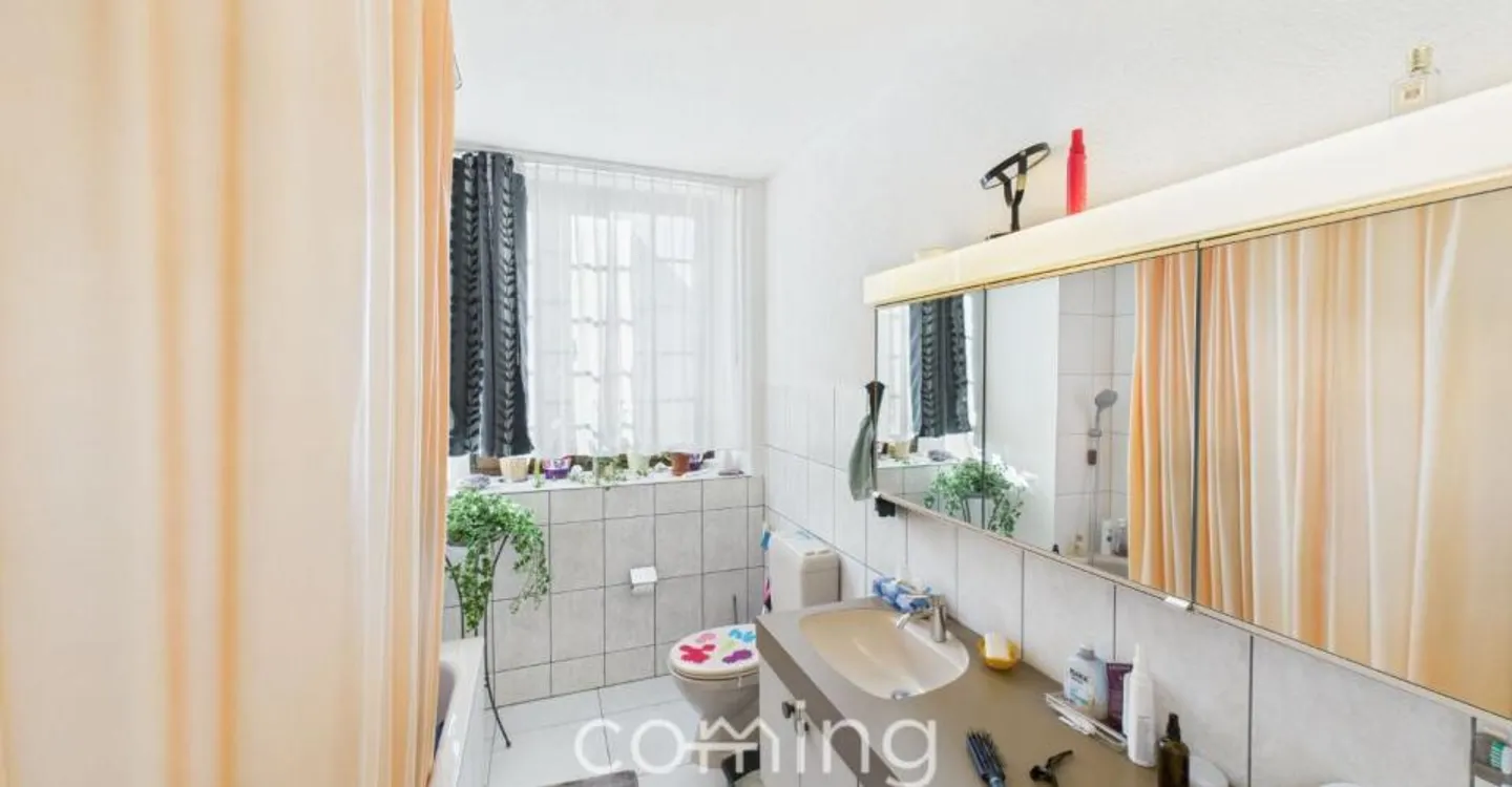 Spacious 4.5-room apartment in Oensingen - central, bright and versatile - Photo 8 of 12