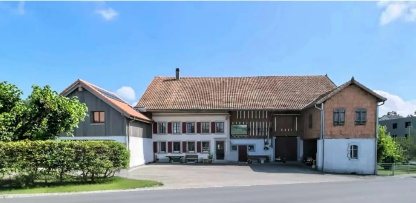 Unique property in the heart of the Freiburg landscape – great potential without comparison - Photo 4 of 16