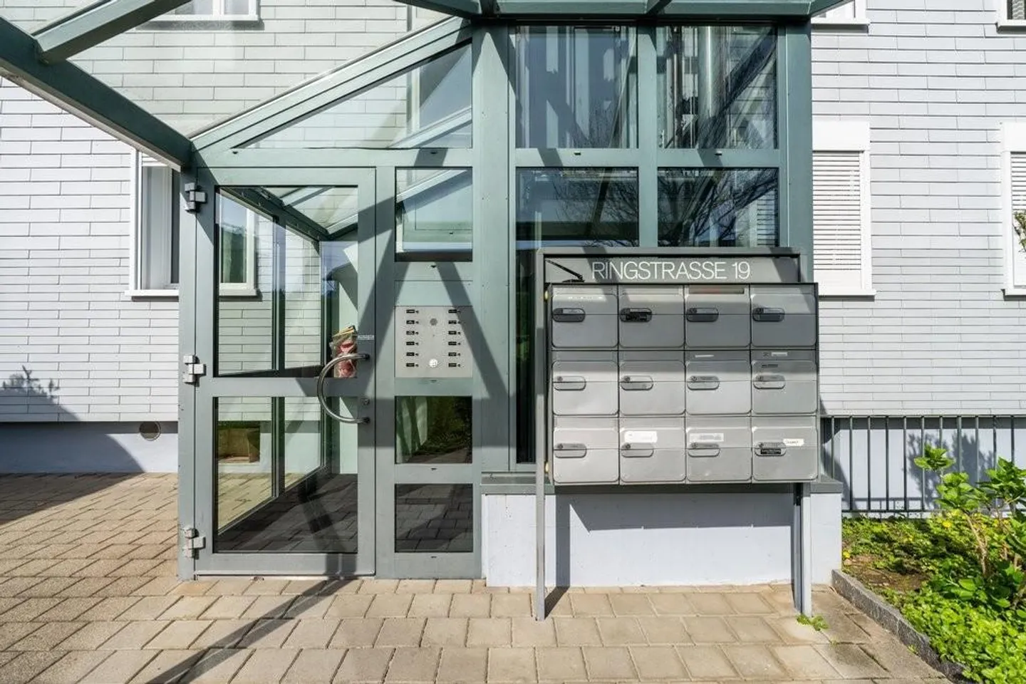 Helle Wohnung mit Terrasse - Foto 9 von 9