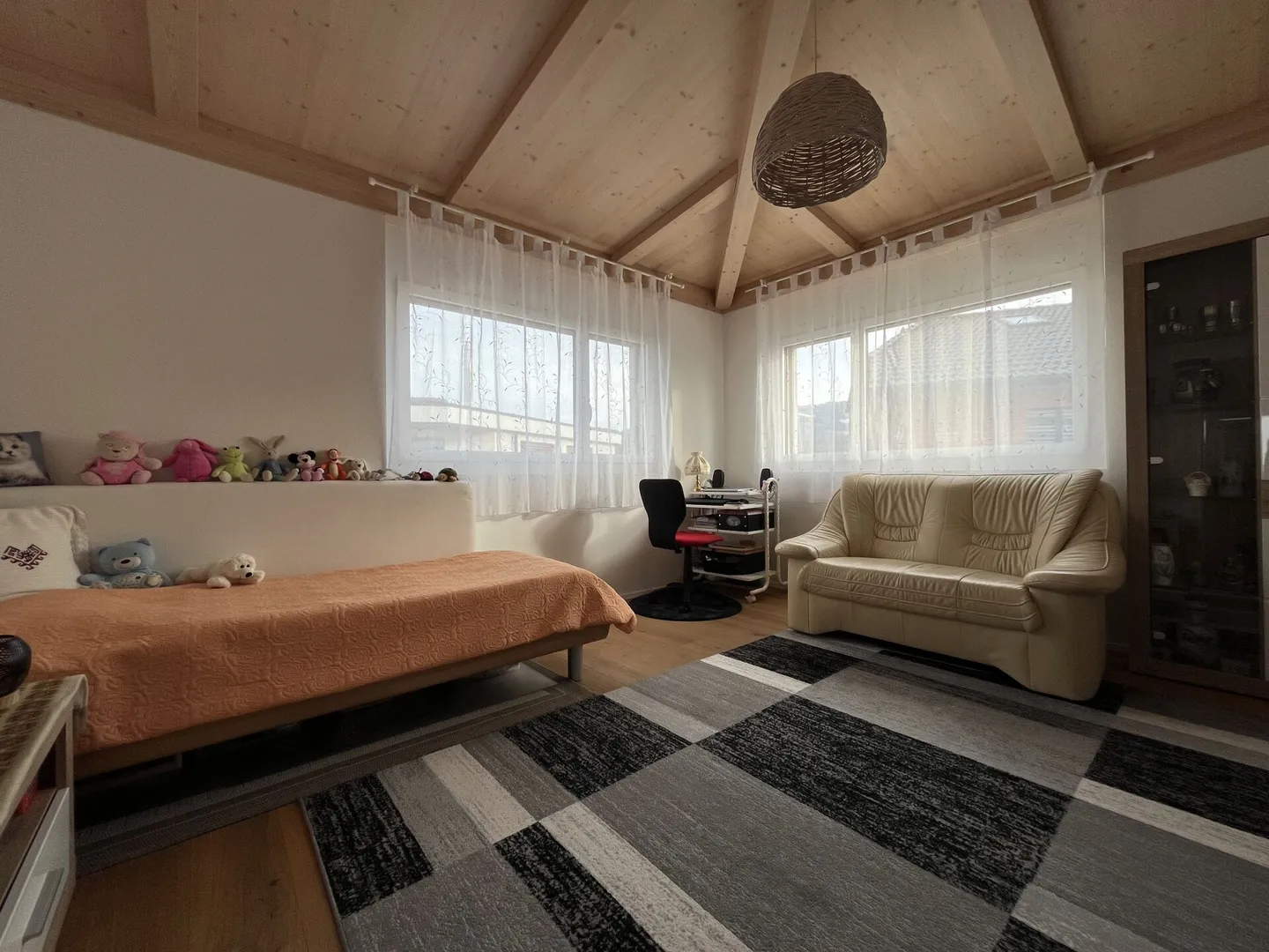 MAGNIFIQUE ATTIQUE, DANS UNE PETITE PPE - Foto 12 von 21