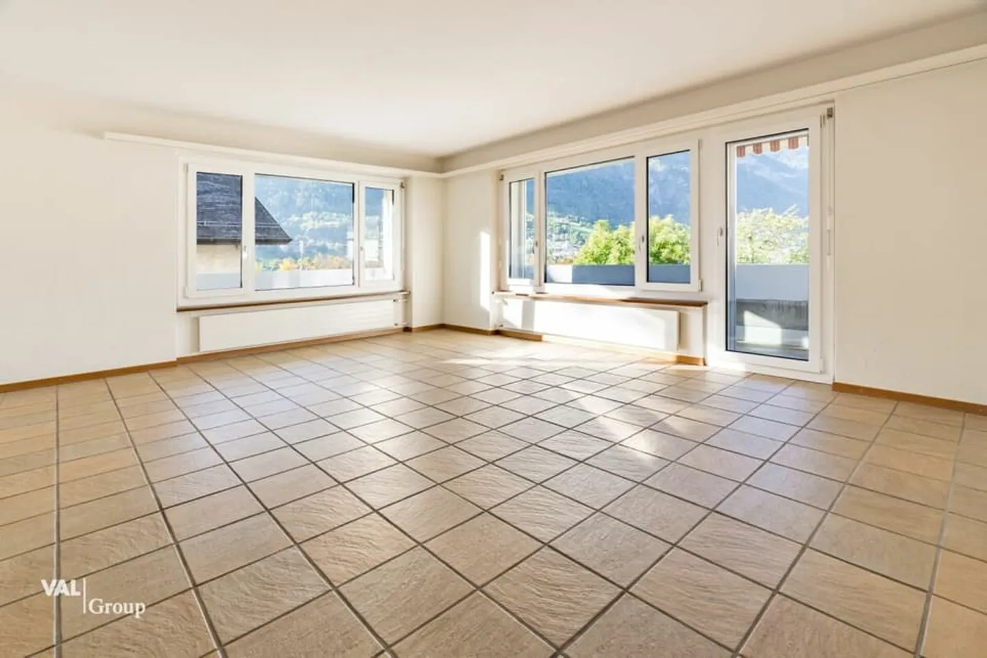 Sunny Living with a Wide View and Plenty of Space to Live - Photo 2 of 13