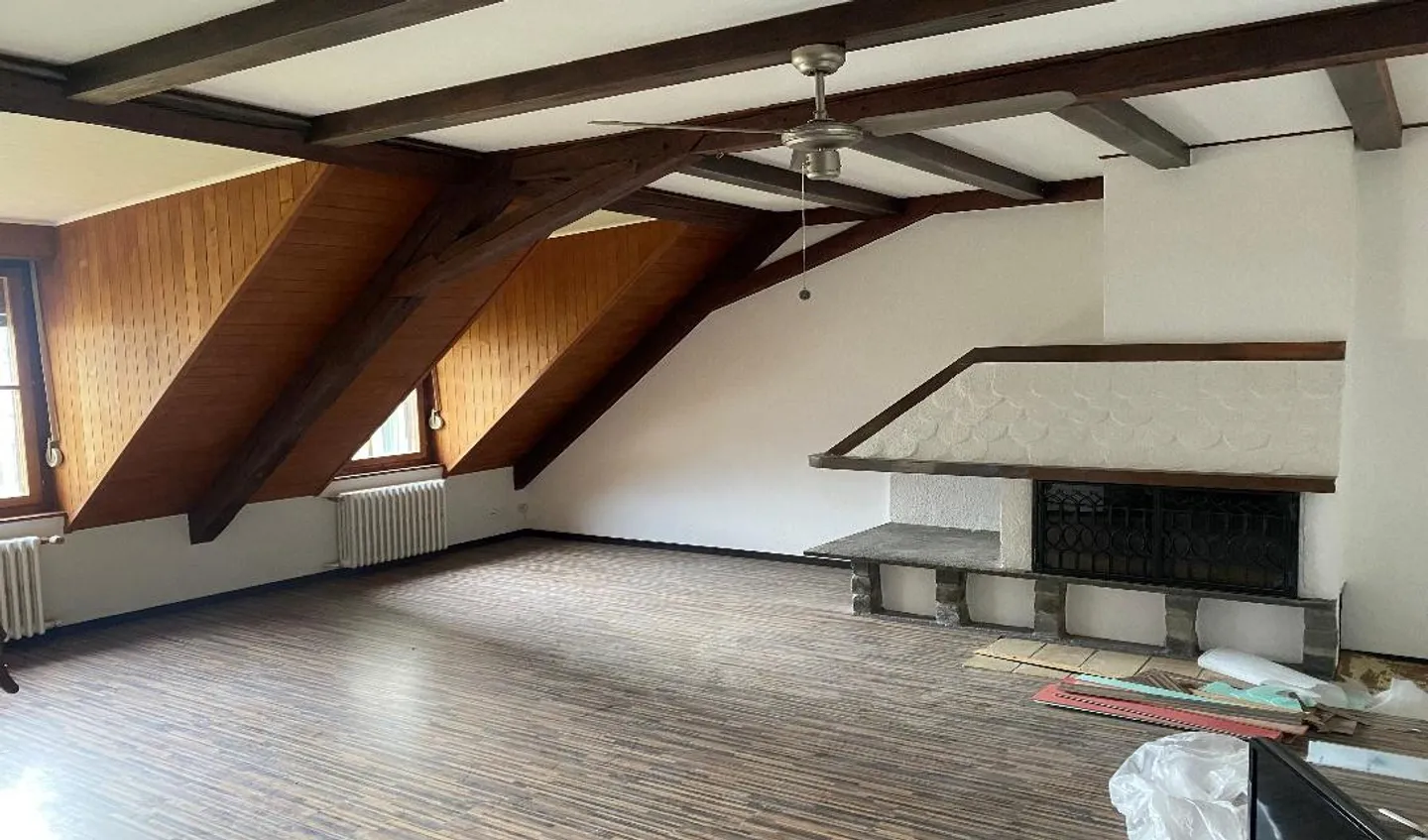 Wohngebäude - Foto 2 von 8