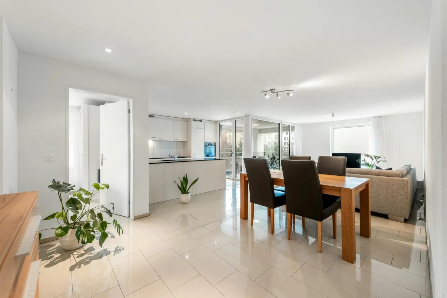 Appartamento 3.5 stanze - Foto 3 di 12